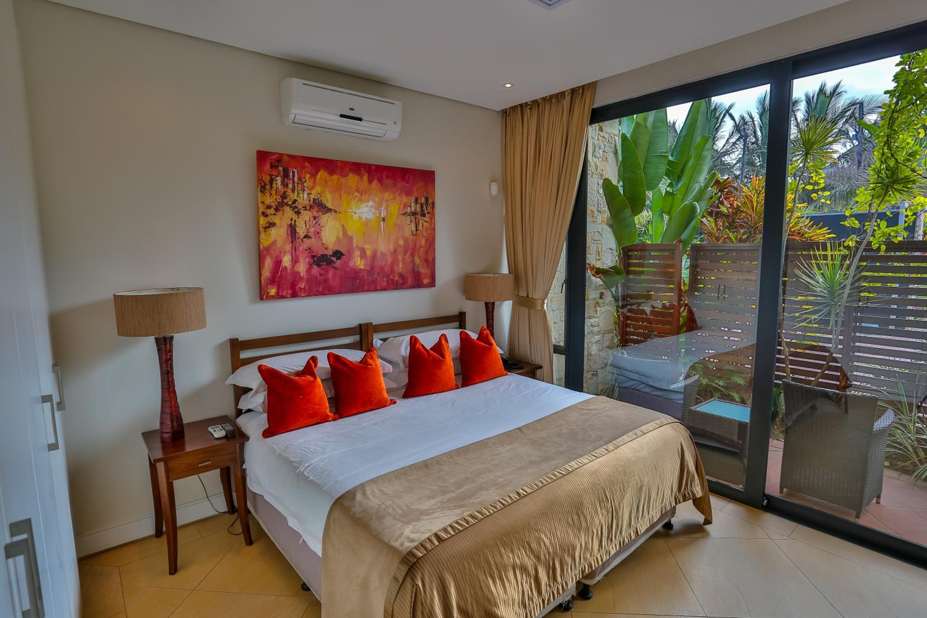 Double Room with Garden View - Photo 1