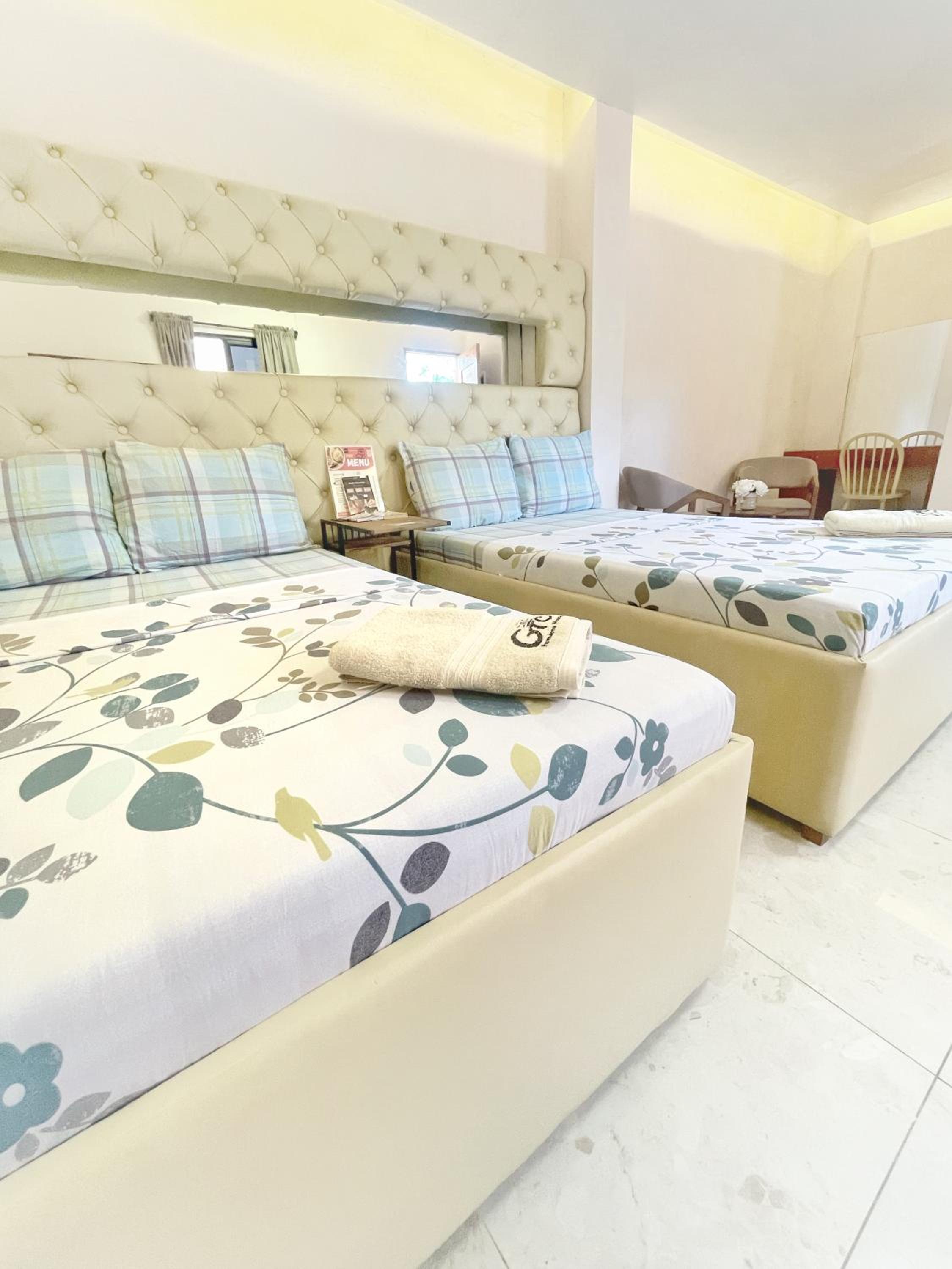 Superior Twin Room photo 2