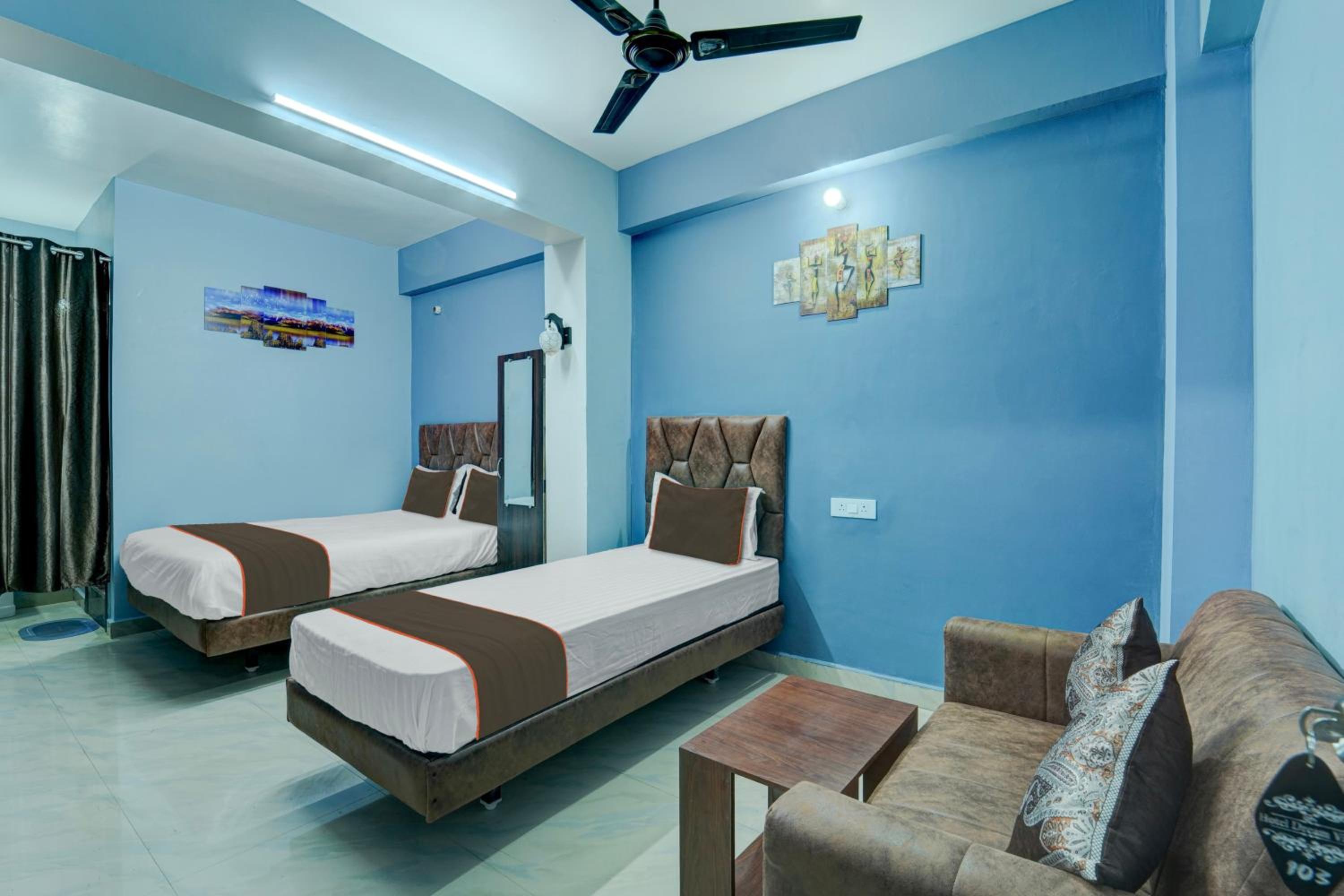 Deluxe Triple Room