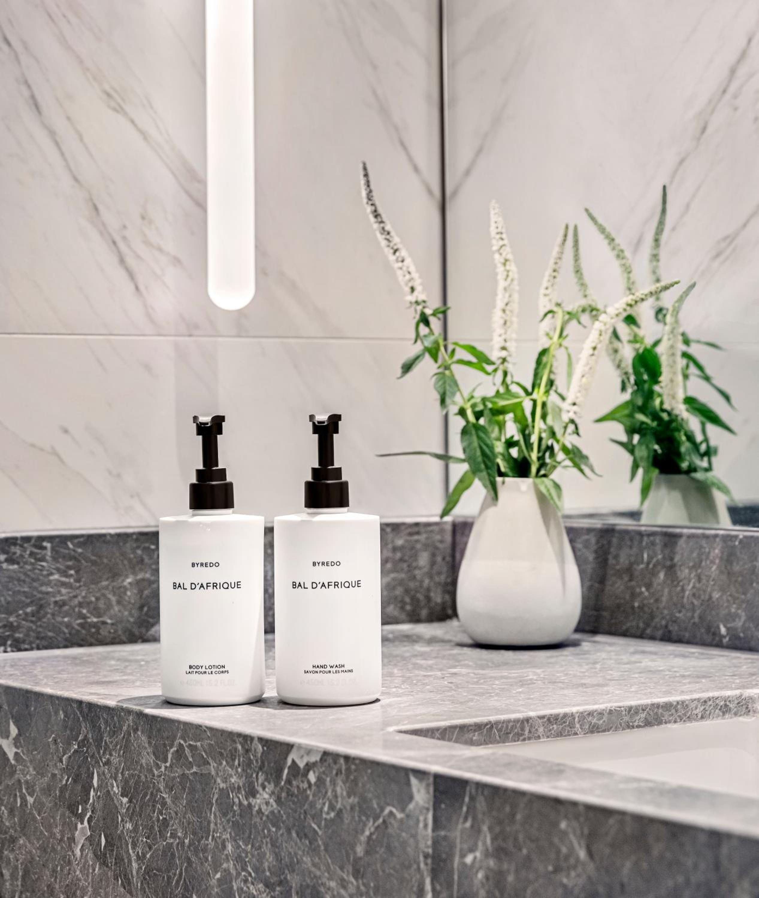 Classic King Room with Opera House View - High Floor