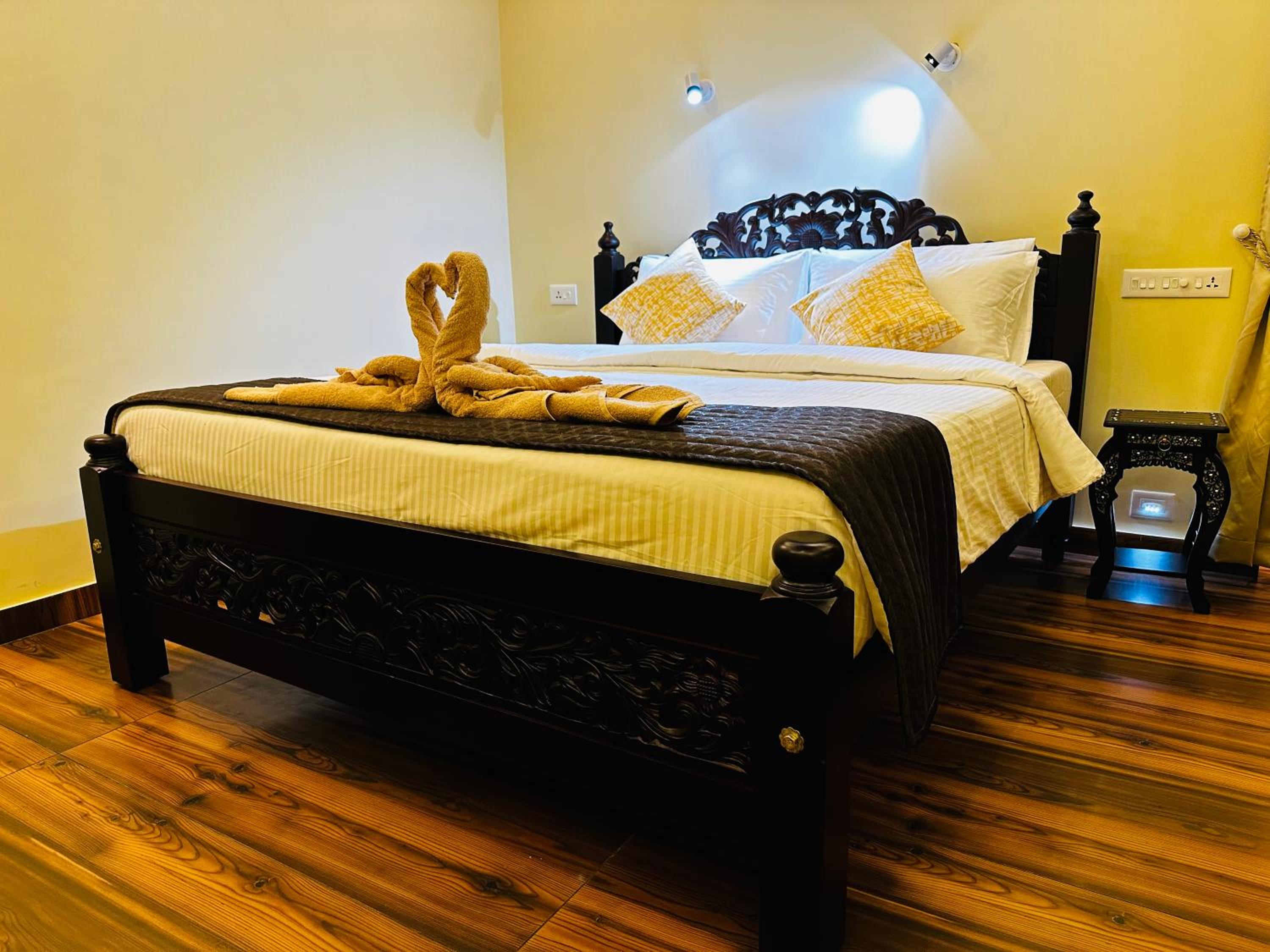 Superior King Room