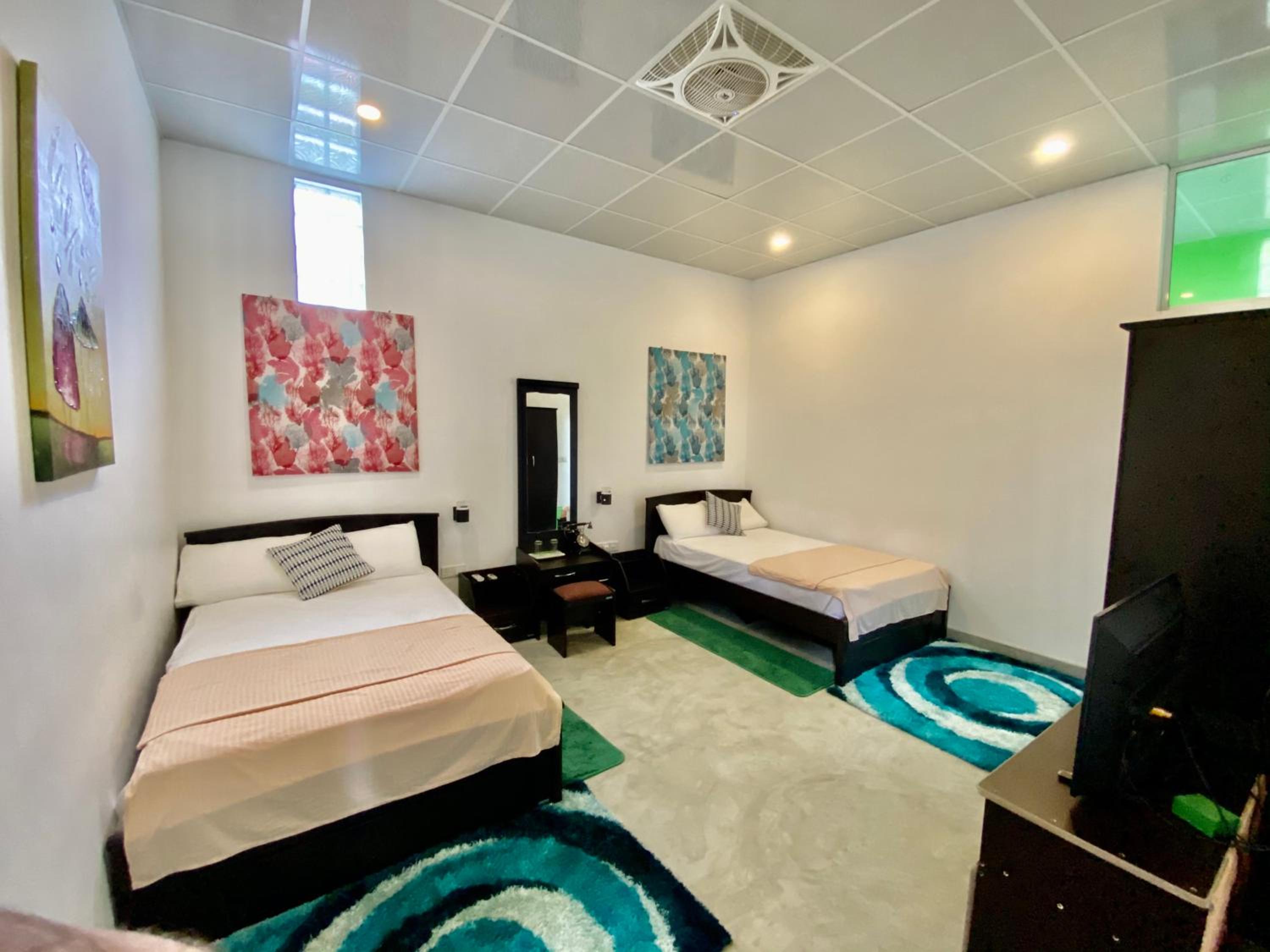 Superior Quadruple Room - Photo 1