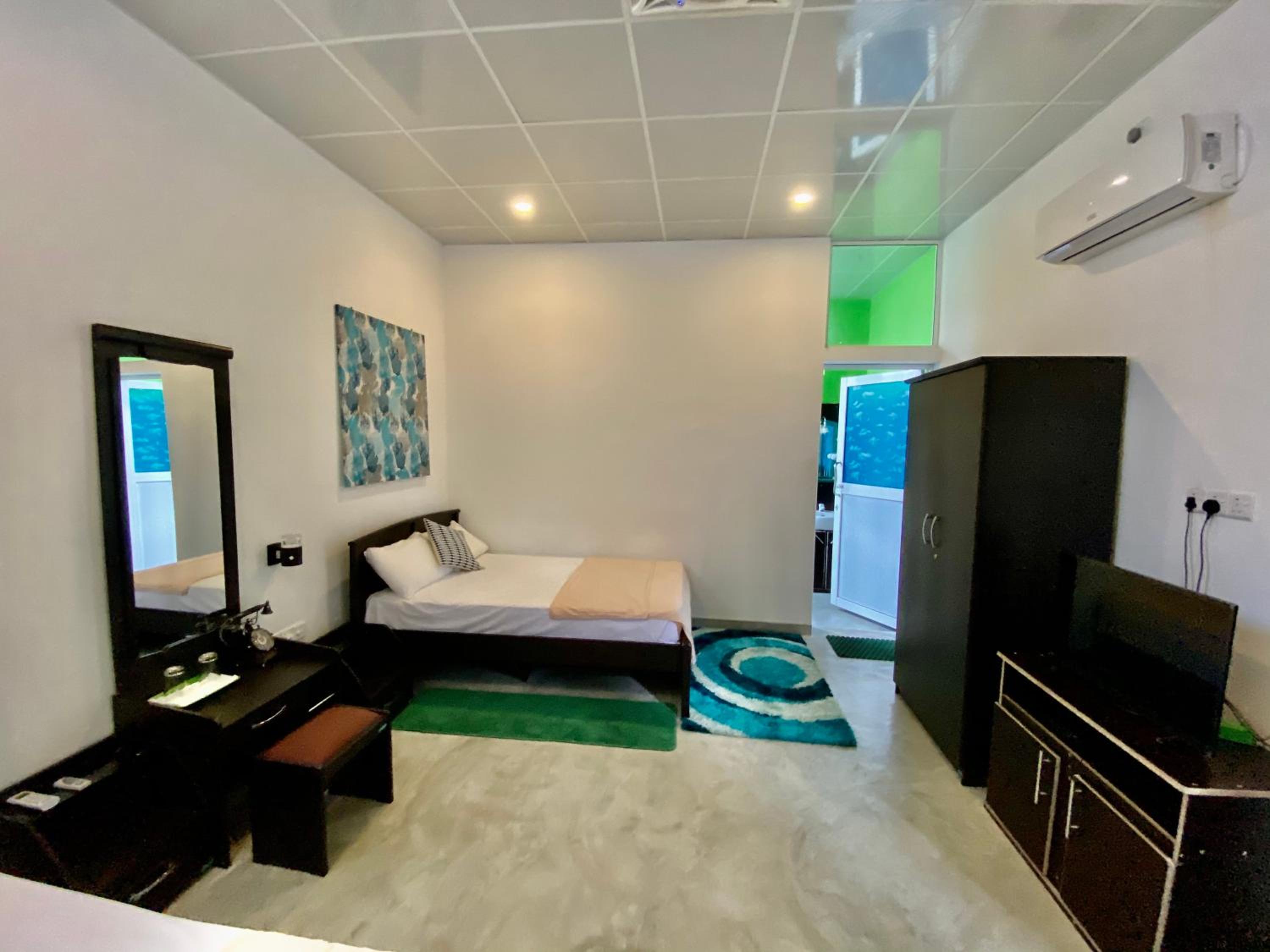 Superior Quadruple Room - Photo 2
