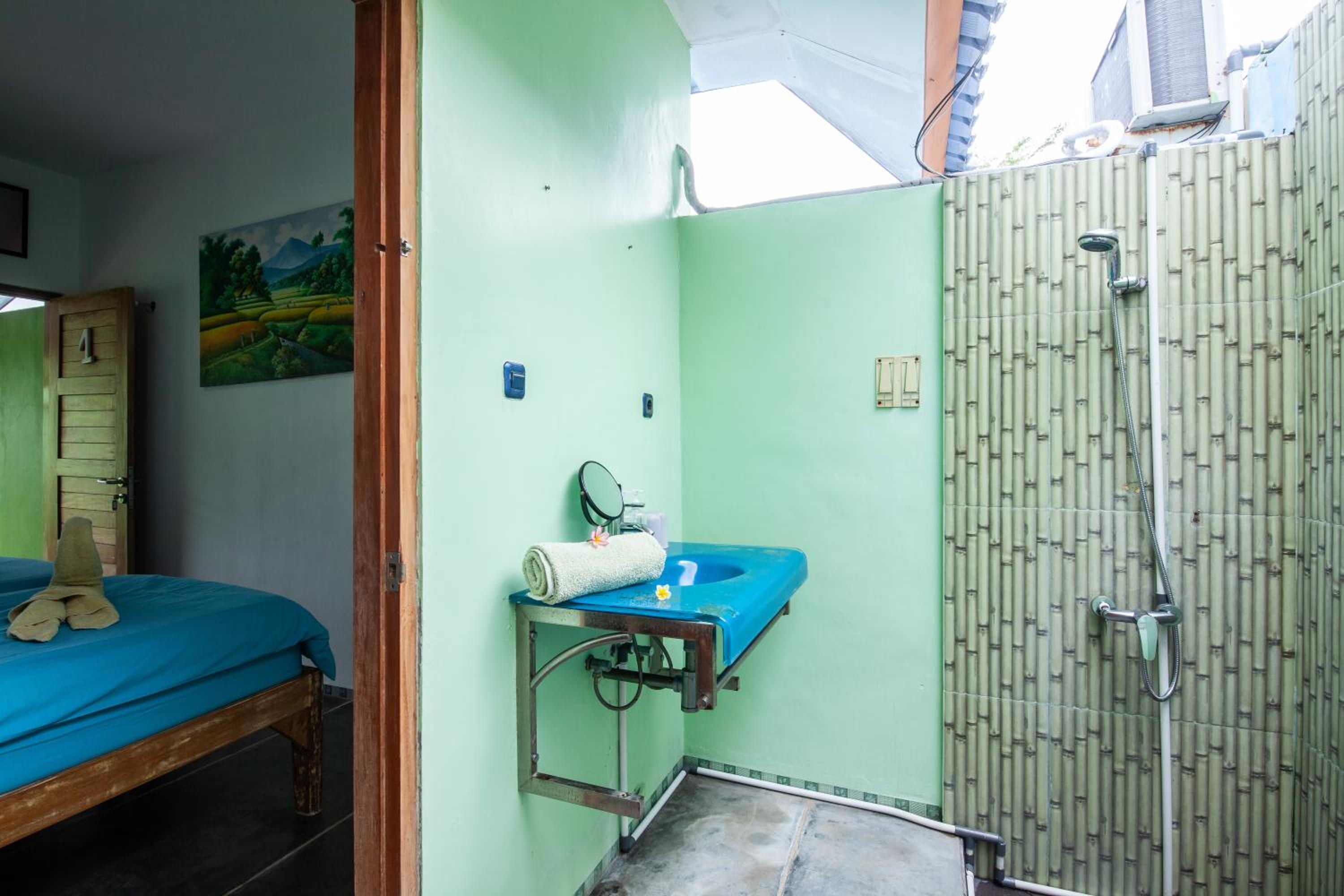 Double Room with Garden View - Photo 14