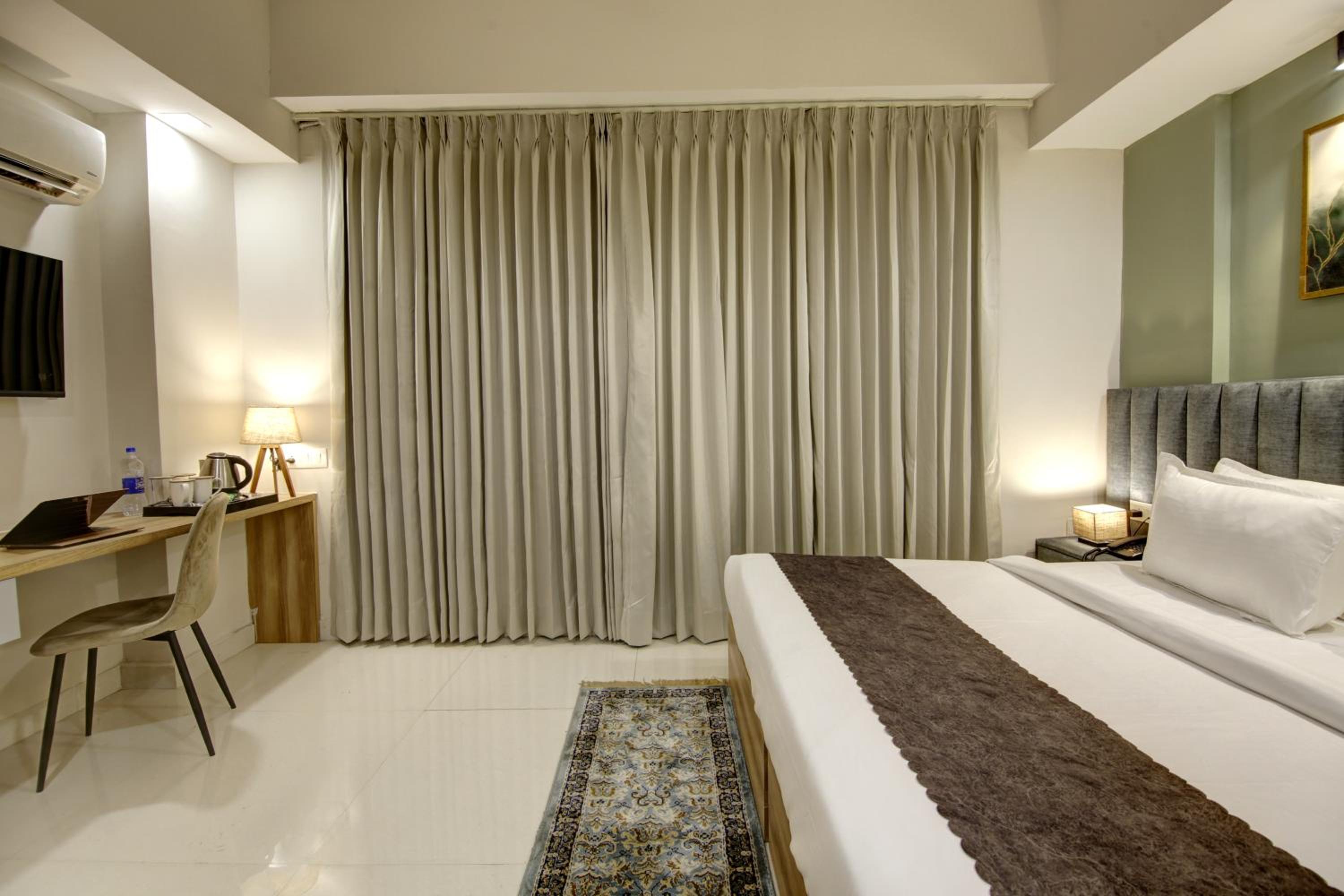 Standard Room - Photo 32