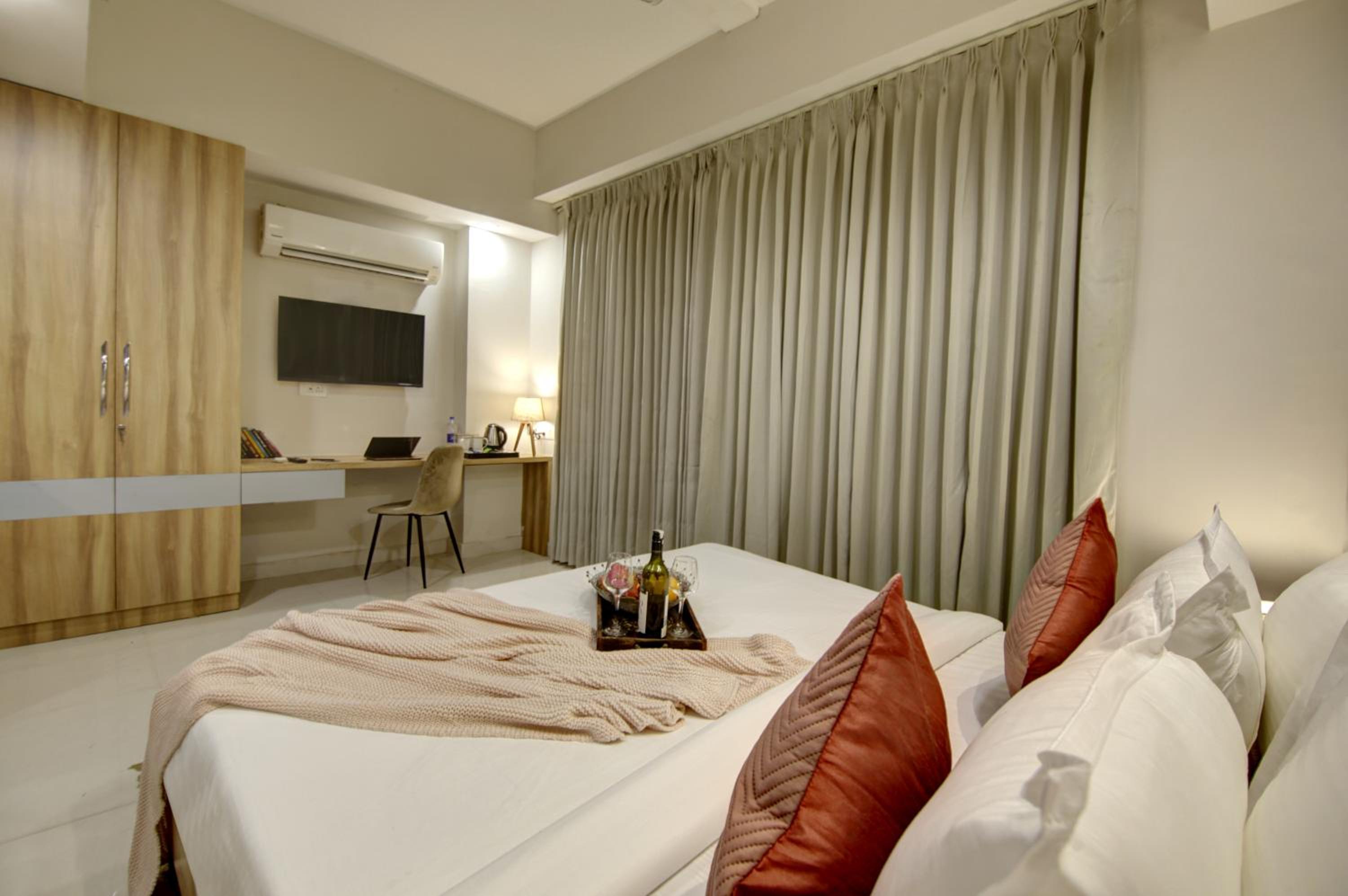 Standard Room - Photo 10