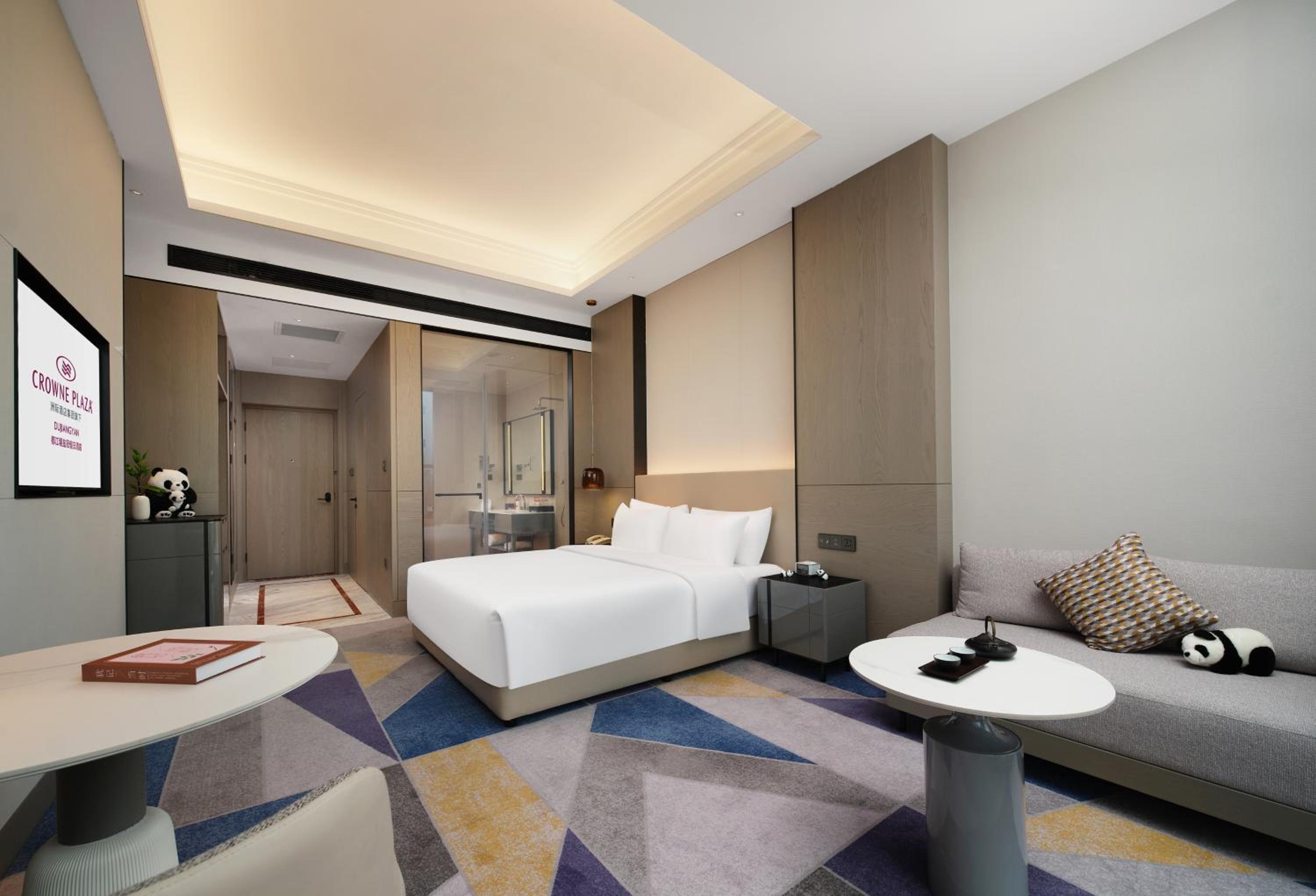 Standard King Room photo 2