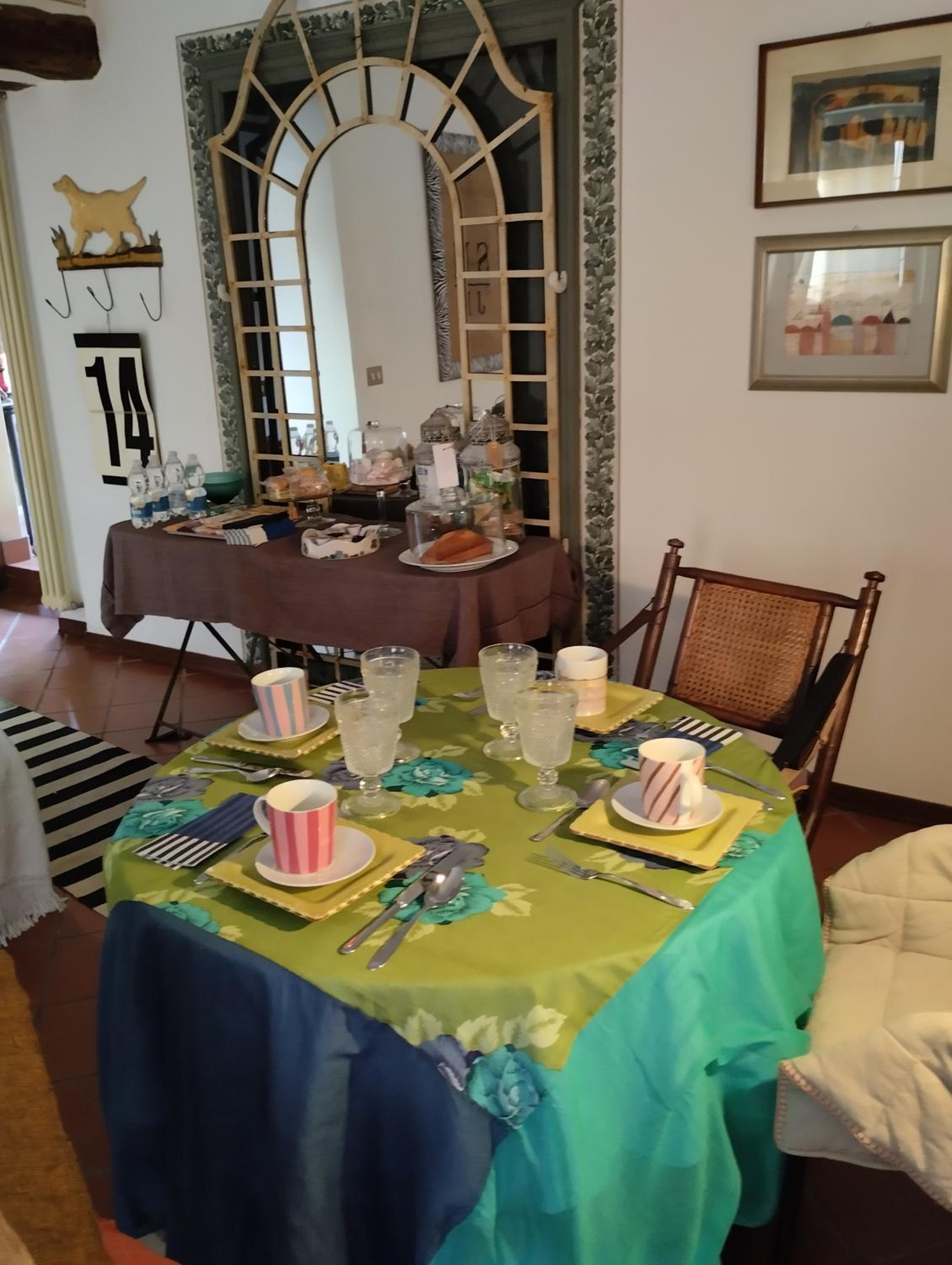 One-Bedroom Apartment - Photo 2