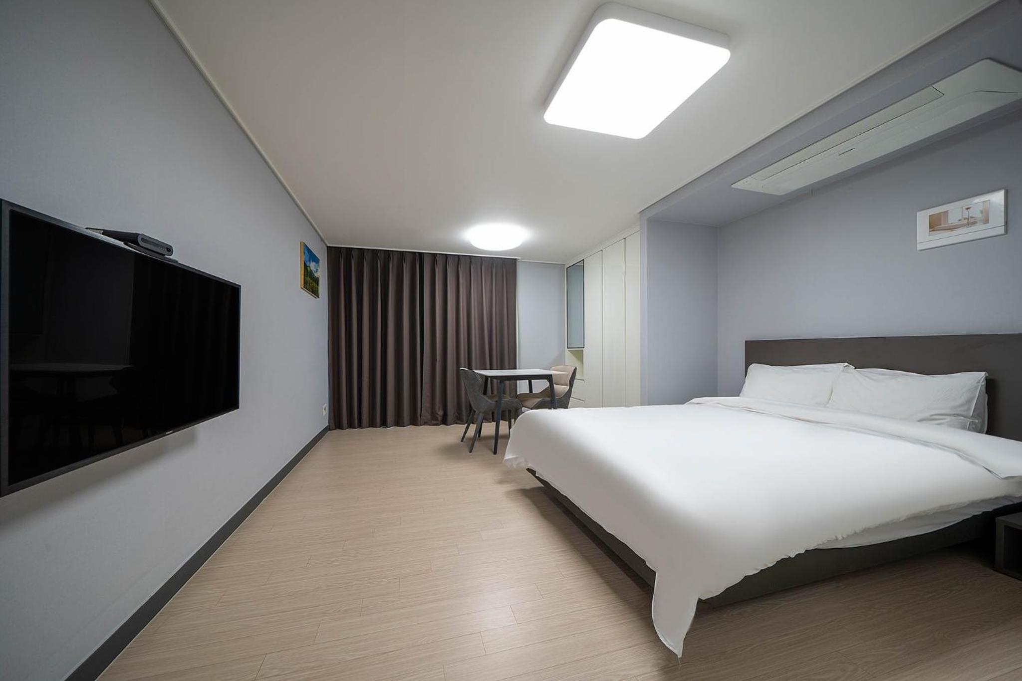 Standard Double Room photo 2