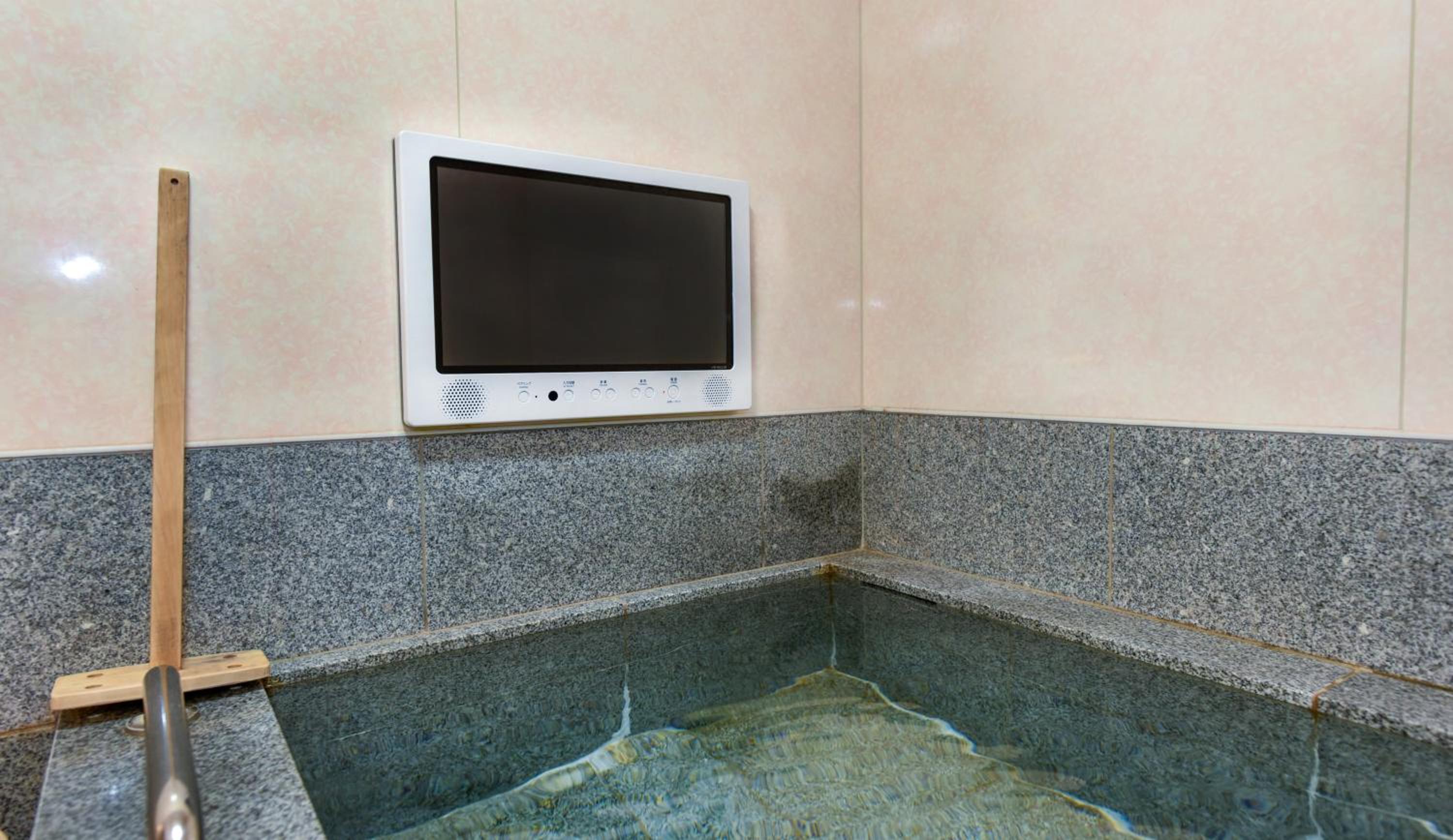 Twin Room with Private Bathroom - Photo 2