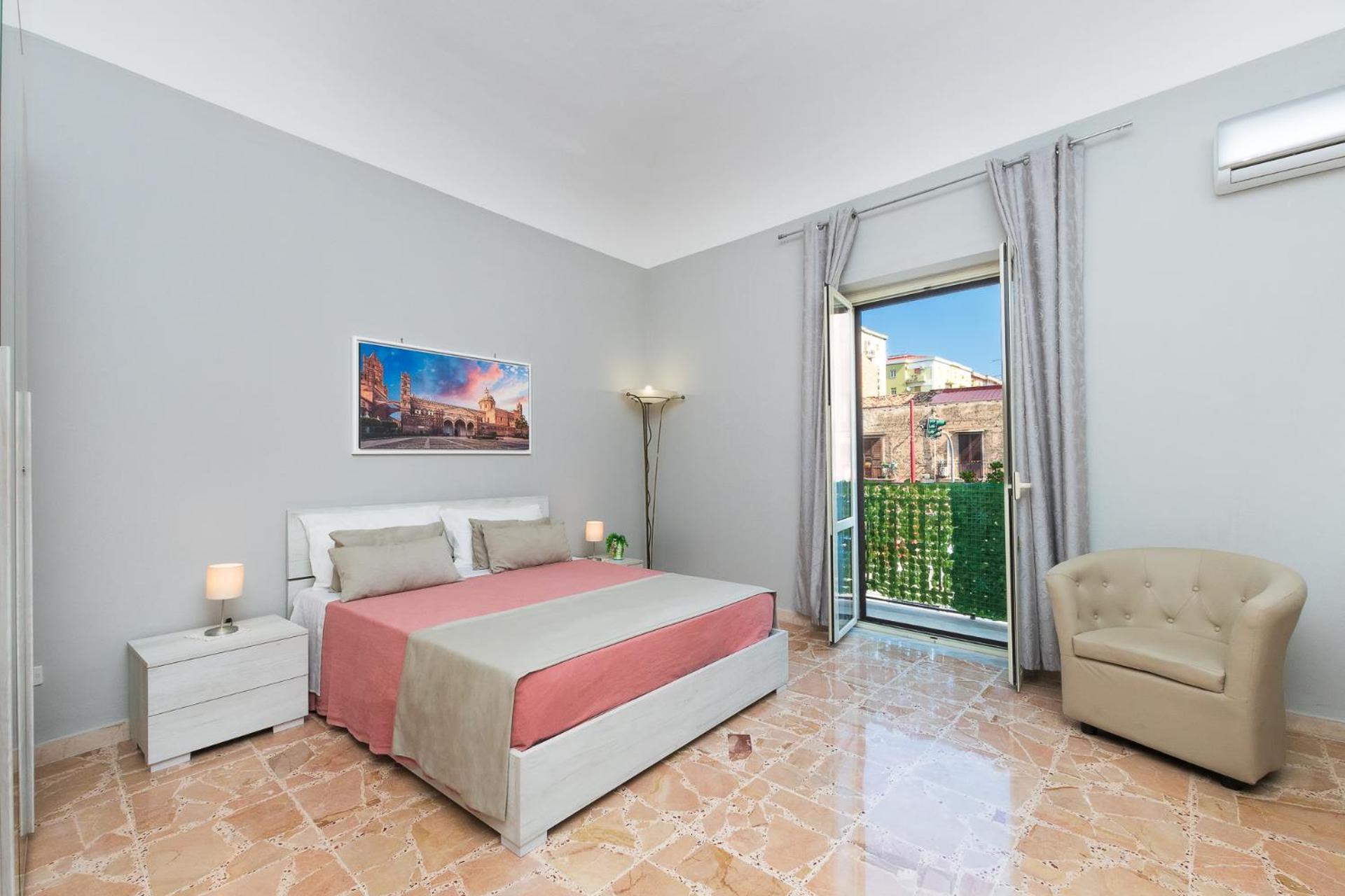 Appartamento con due camere con vista