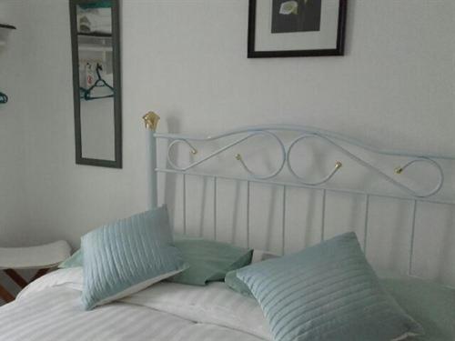 Double Room with Private Bathroom - Photo 1
