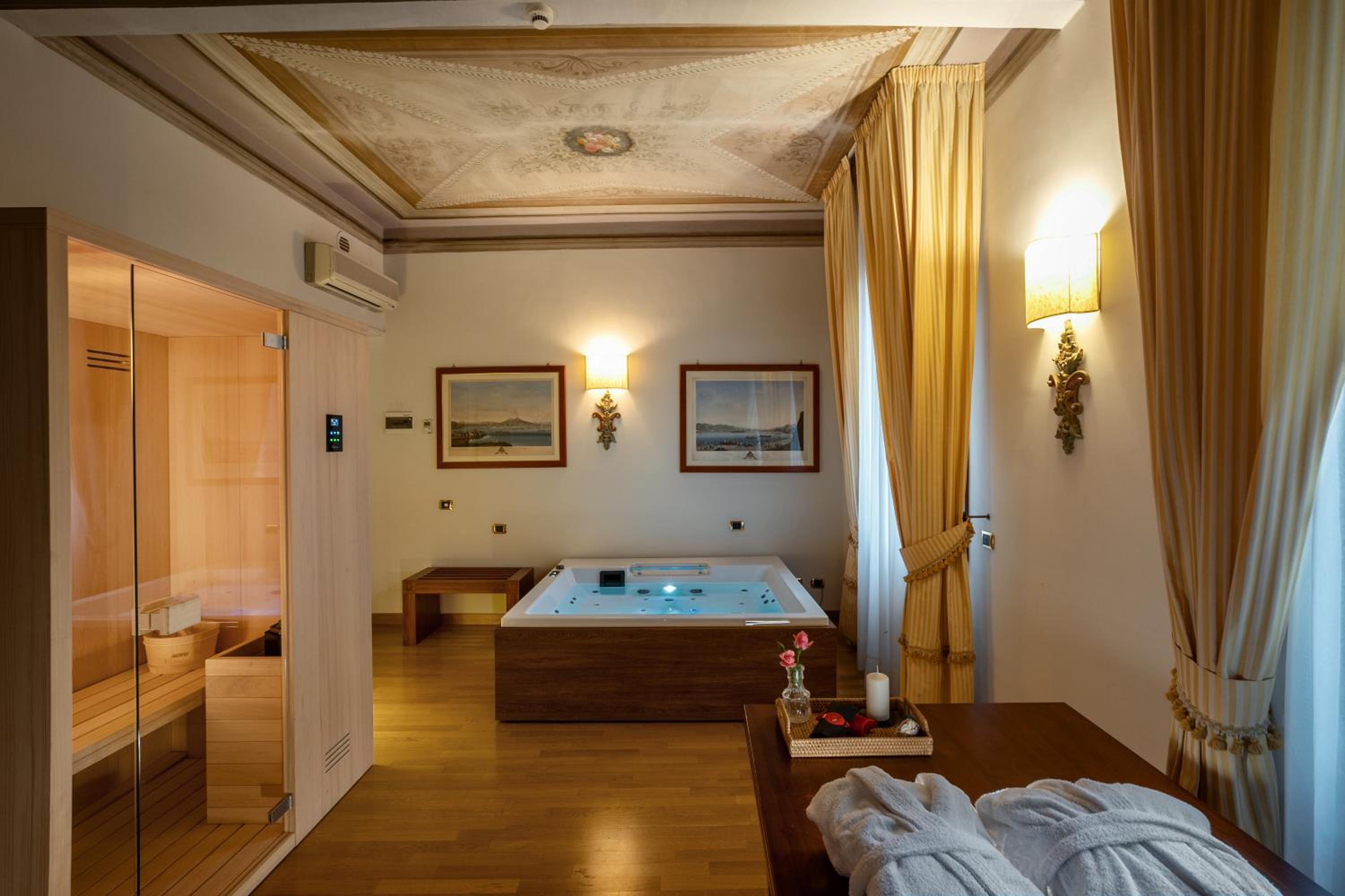 Executive Suite with Private Spa - Photo 3