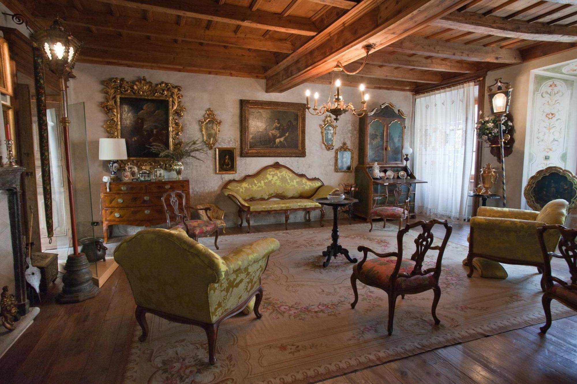 Superior King Room - Photo 12