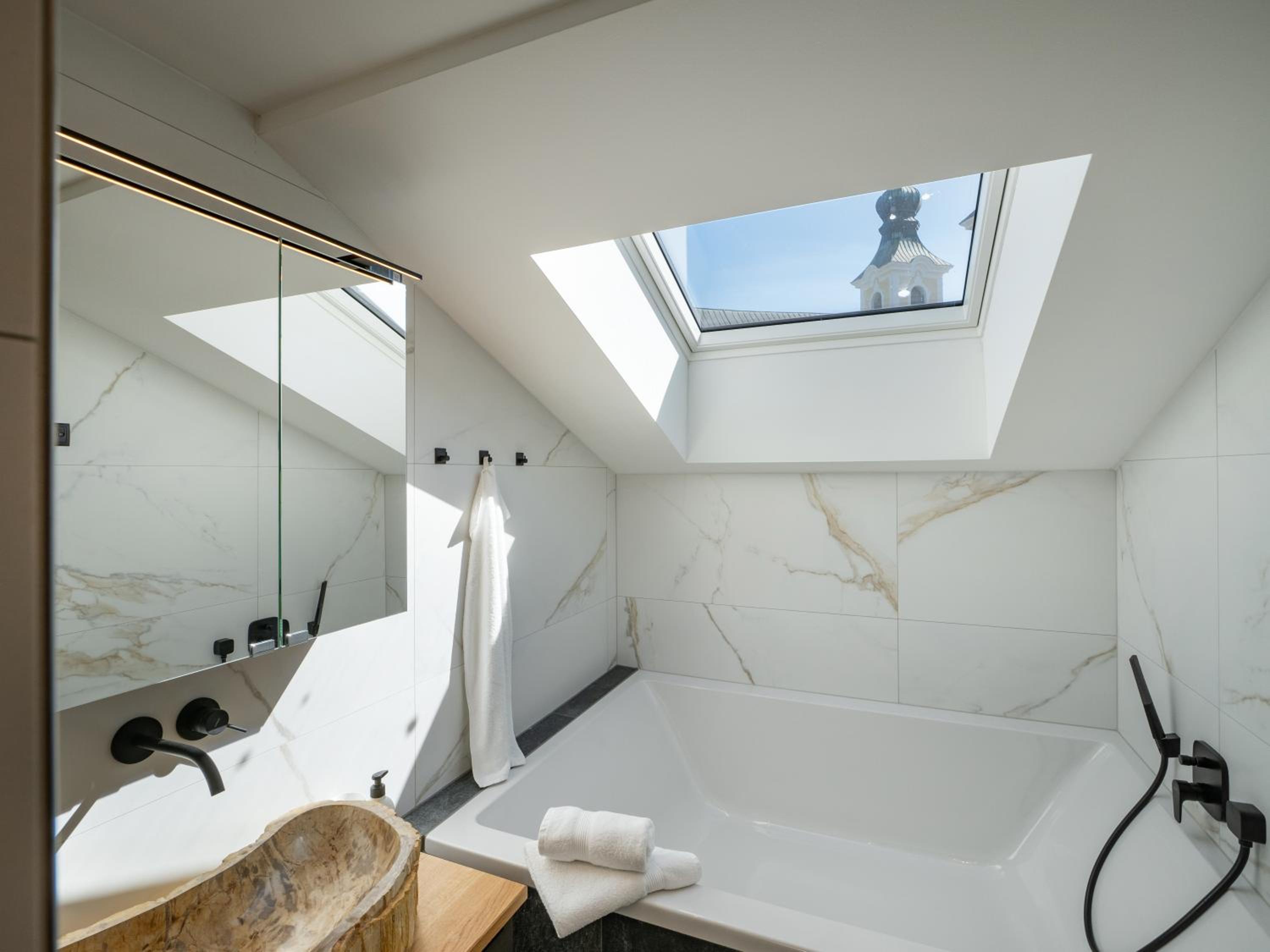 Penthouse Apartment - Photo 13