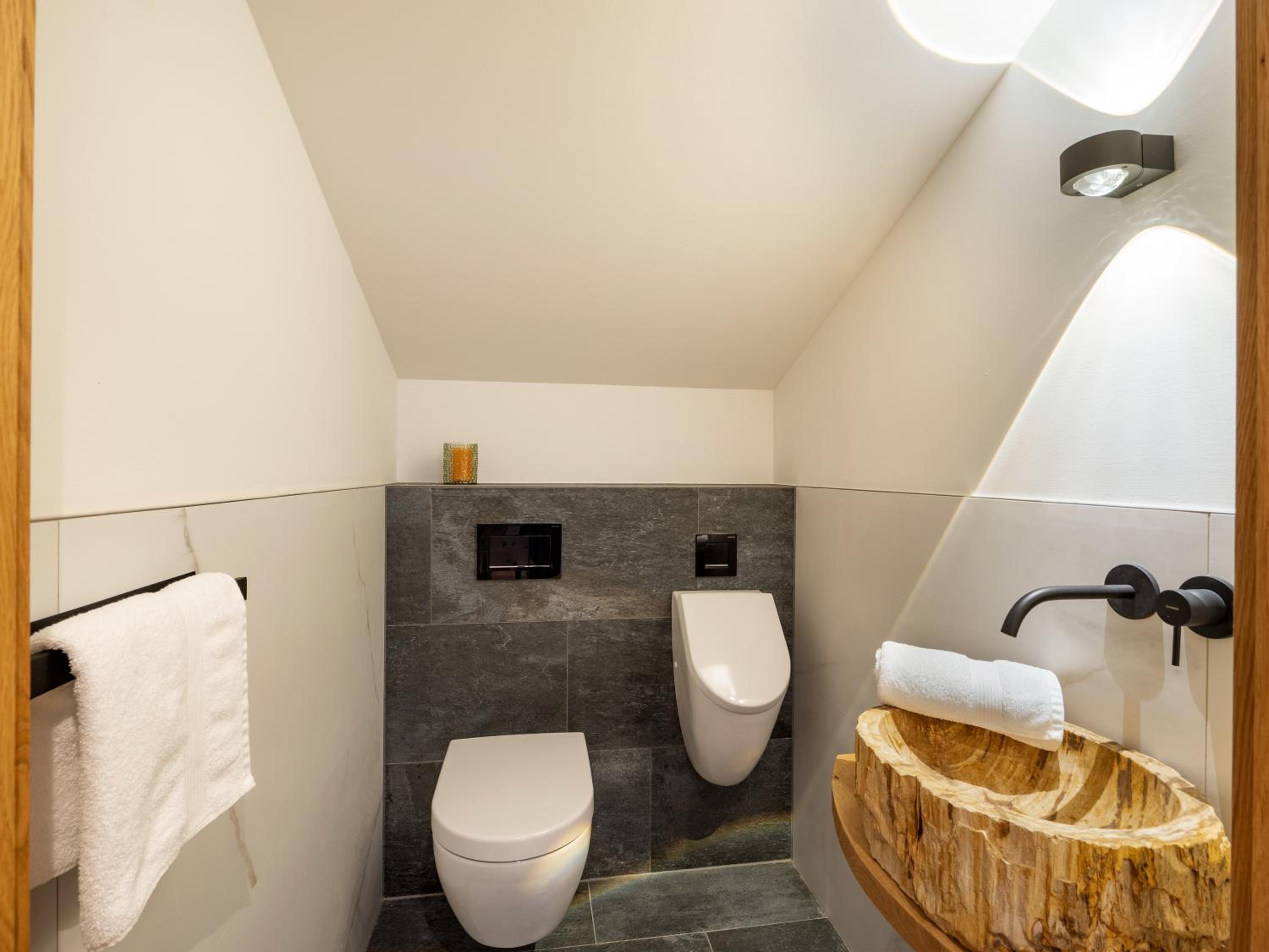 Penthouse Apartment - Photo 12