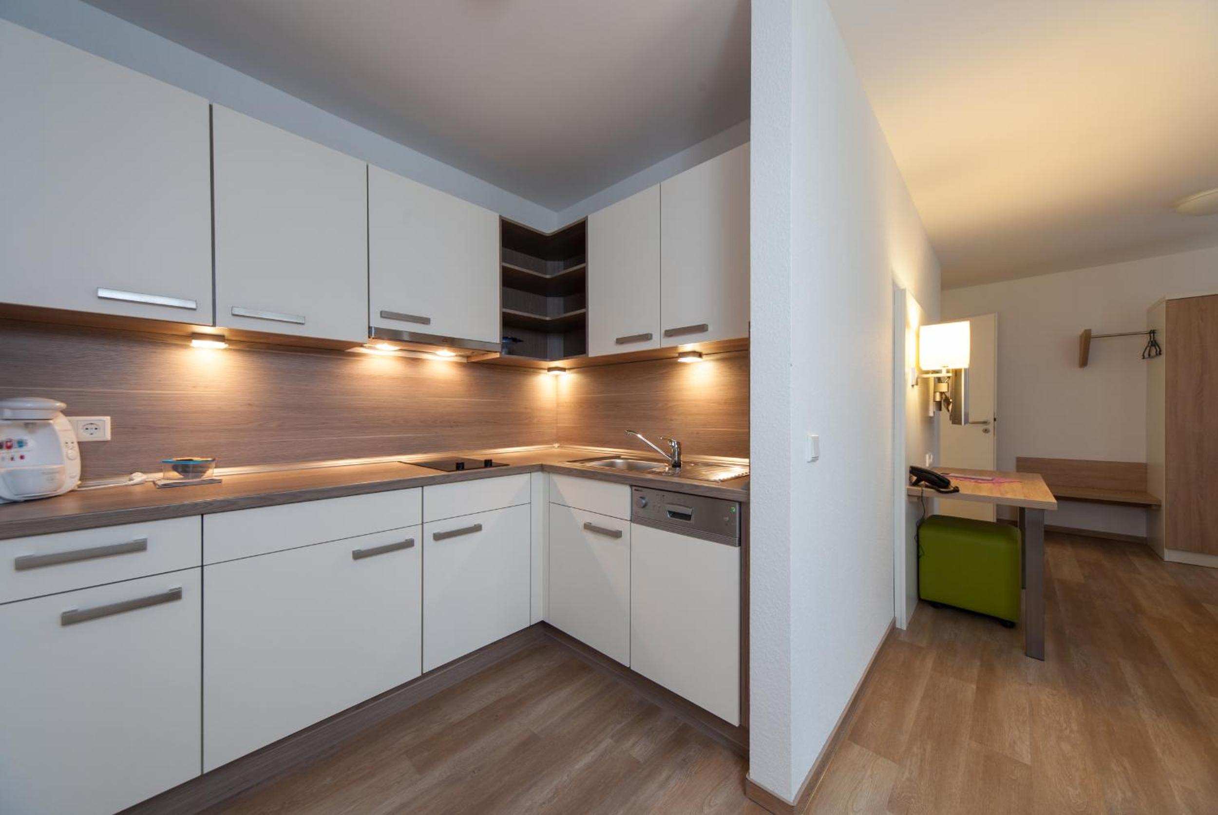 Apartment - Photo 3