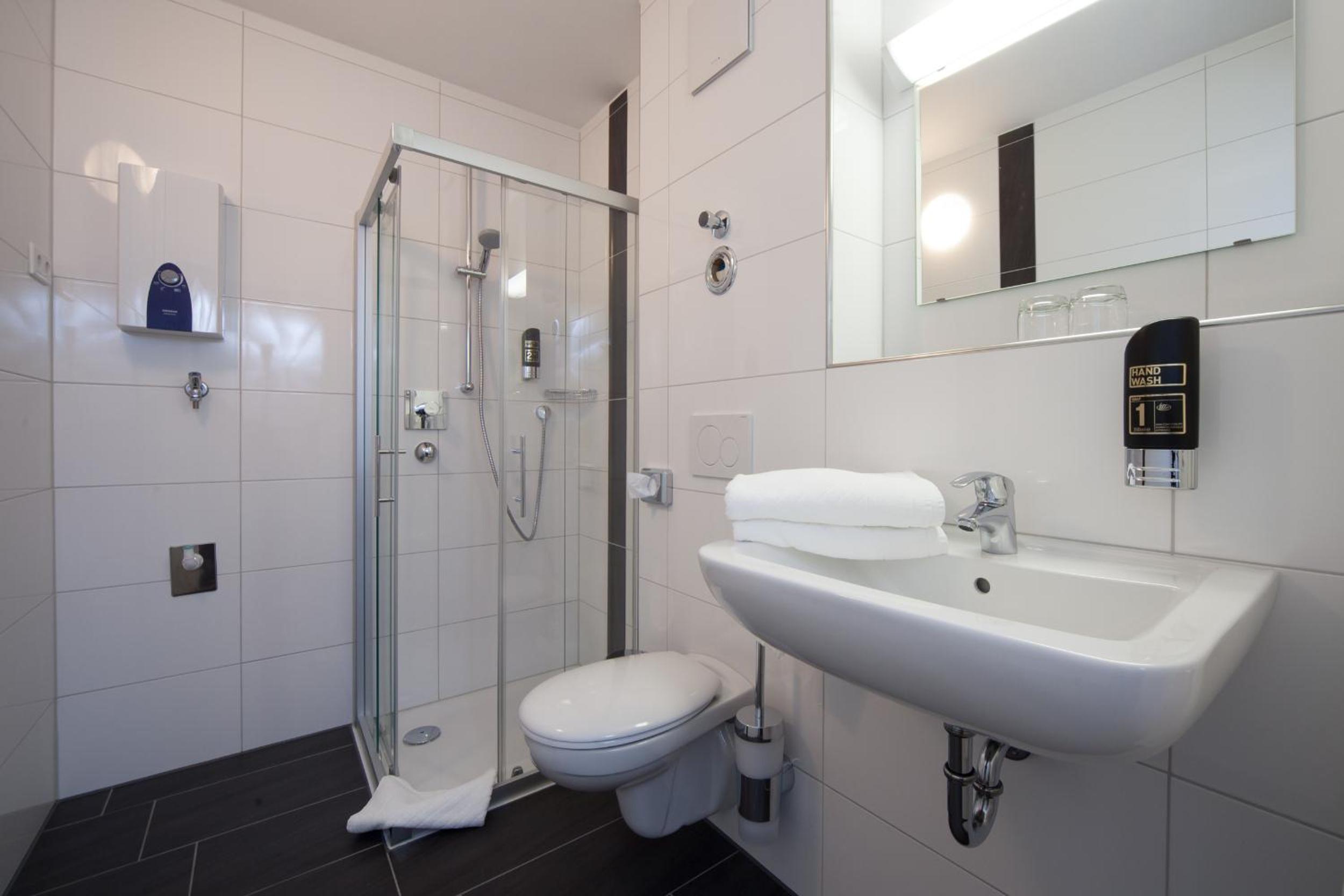 Apartment - Photo 2