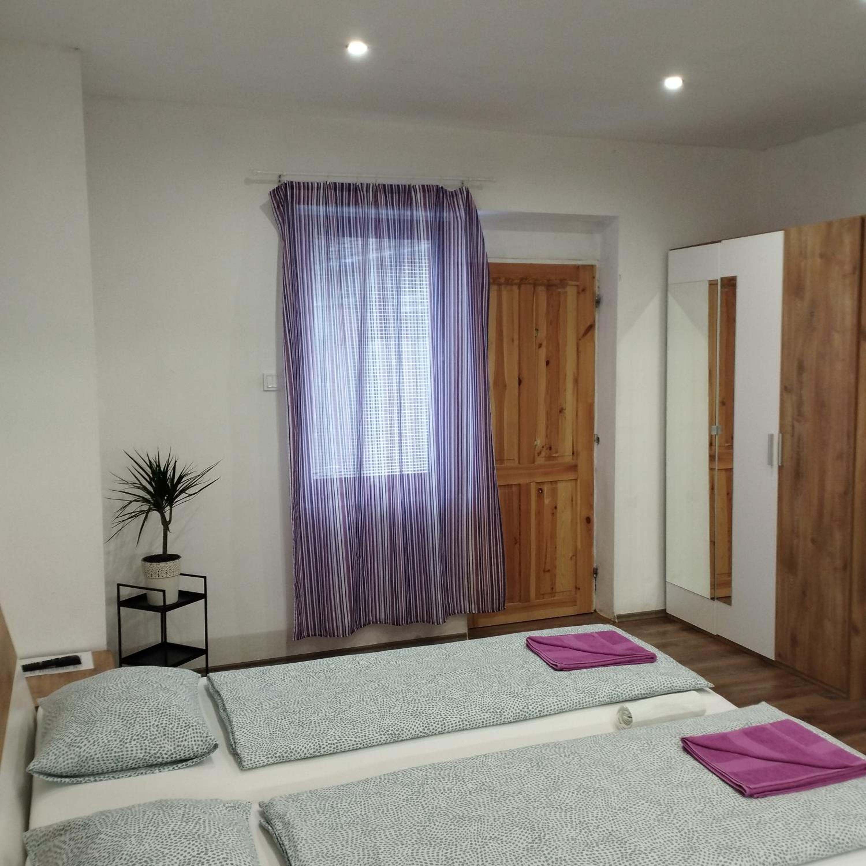 Comfort Quadruple Room - Photo 6
