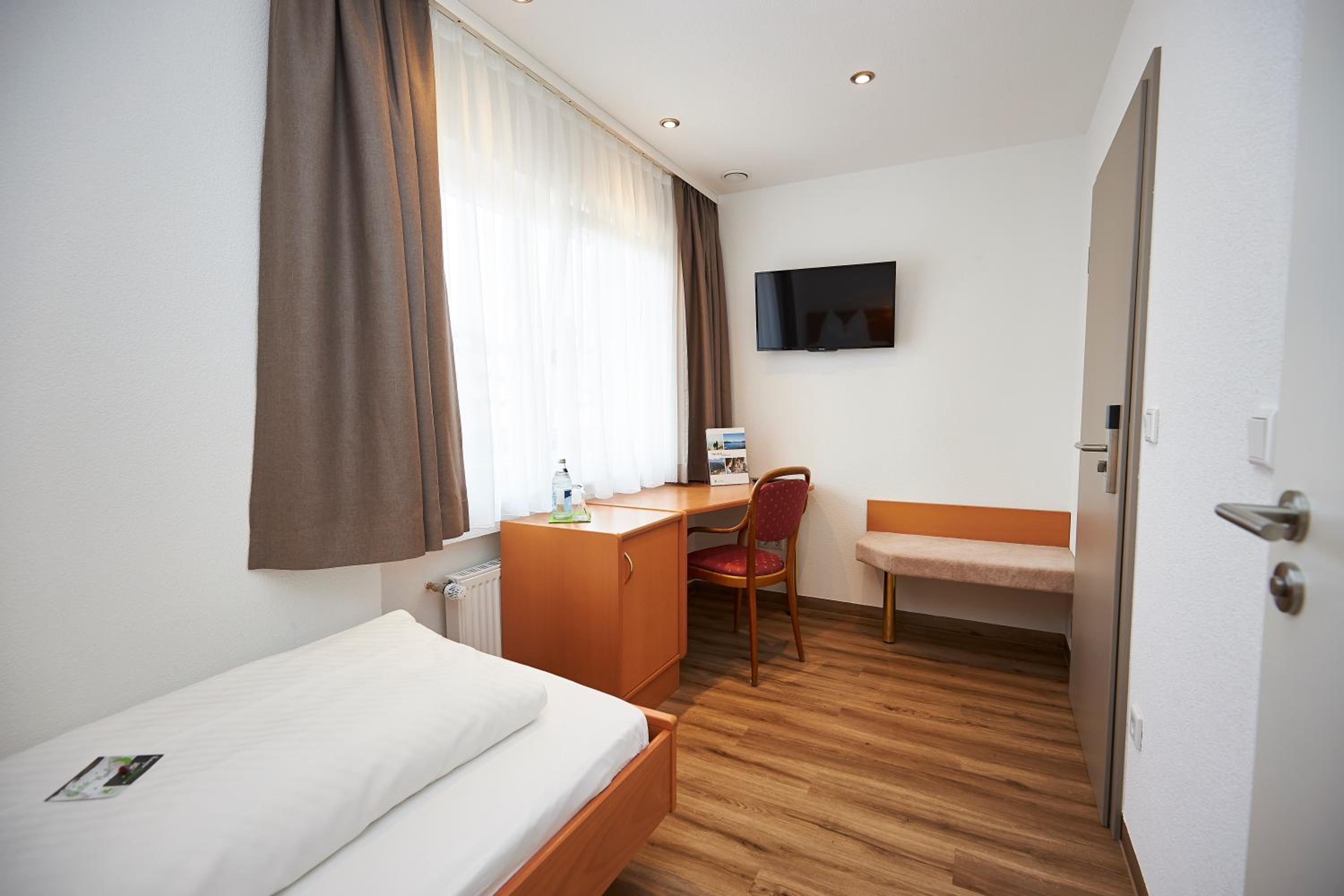 Standard Single Room photo 3