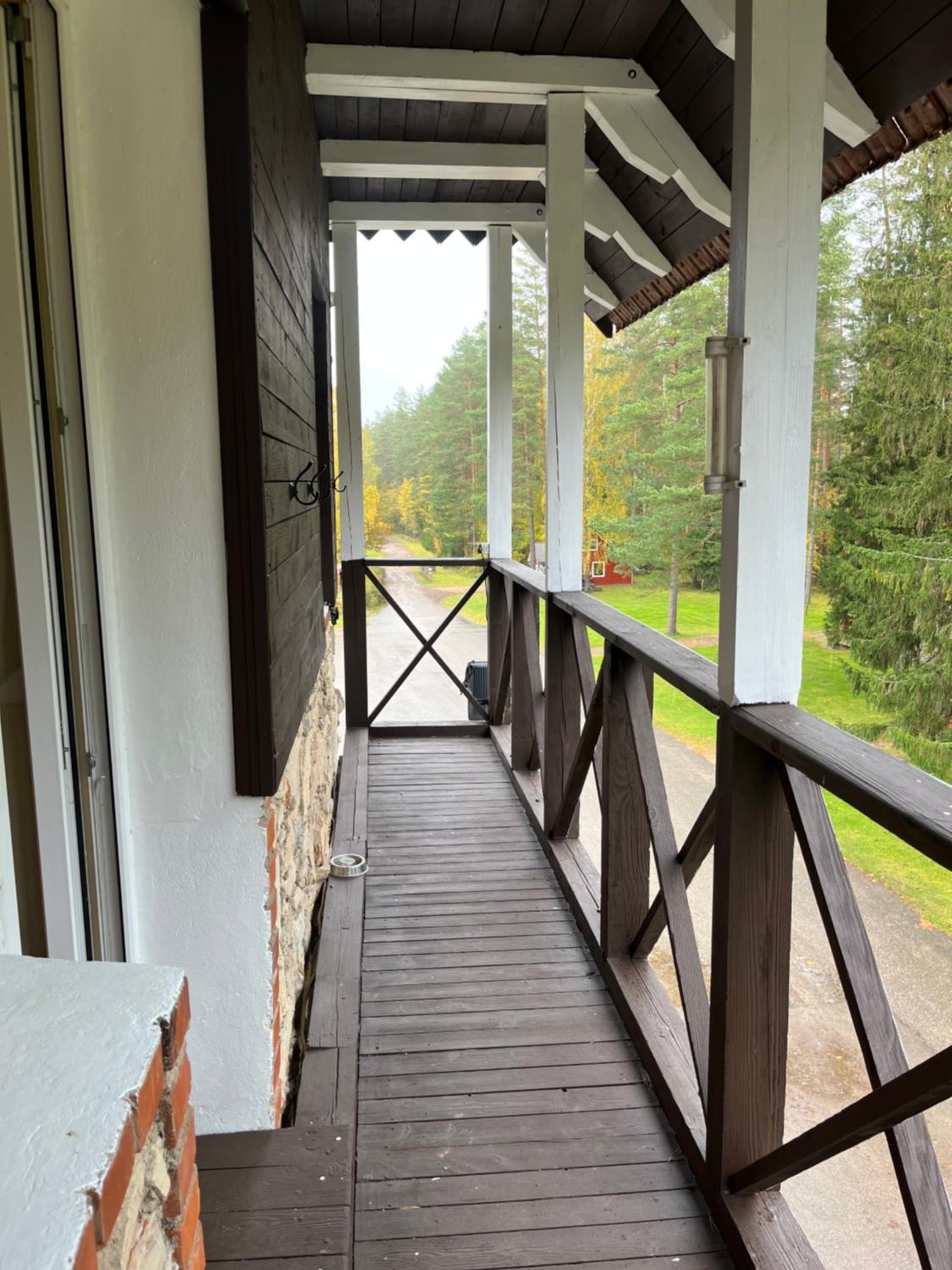 Family Room with Balcony photo 1