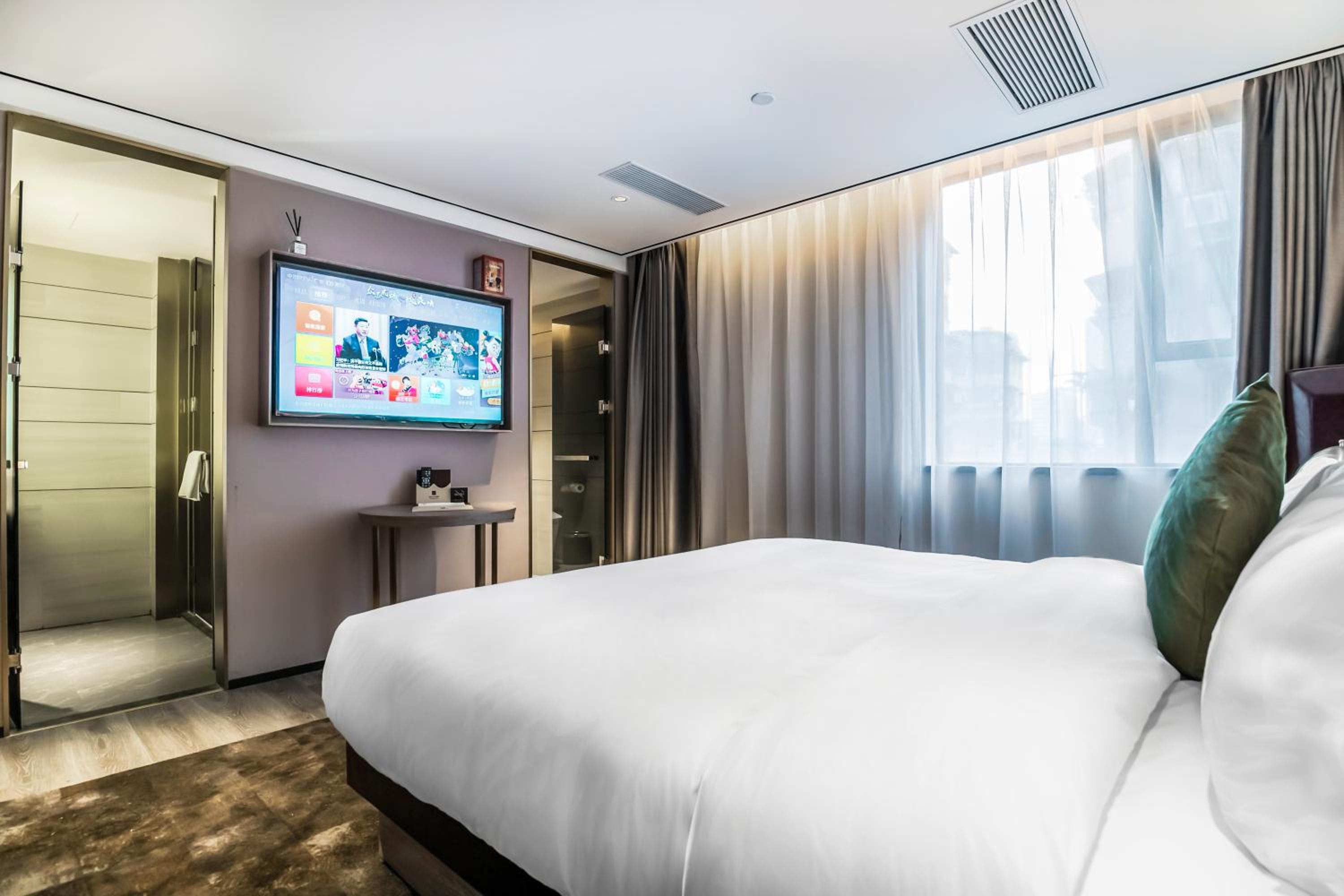 Superior Queen Room