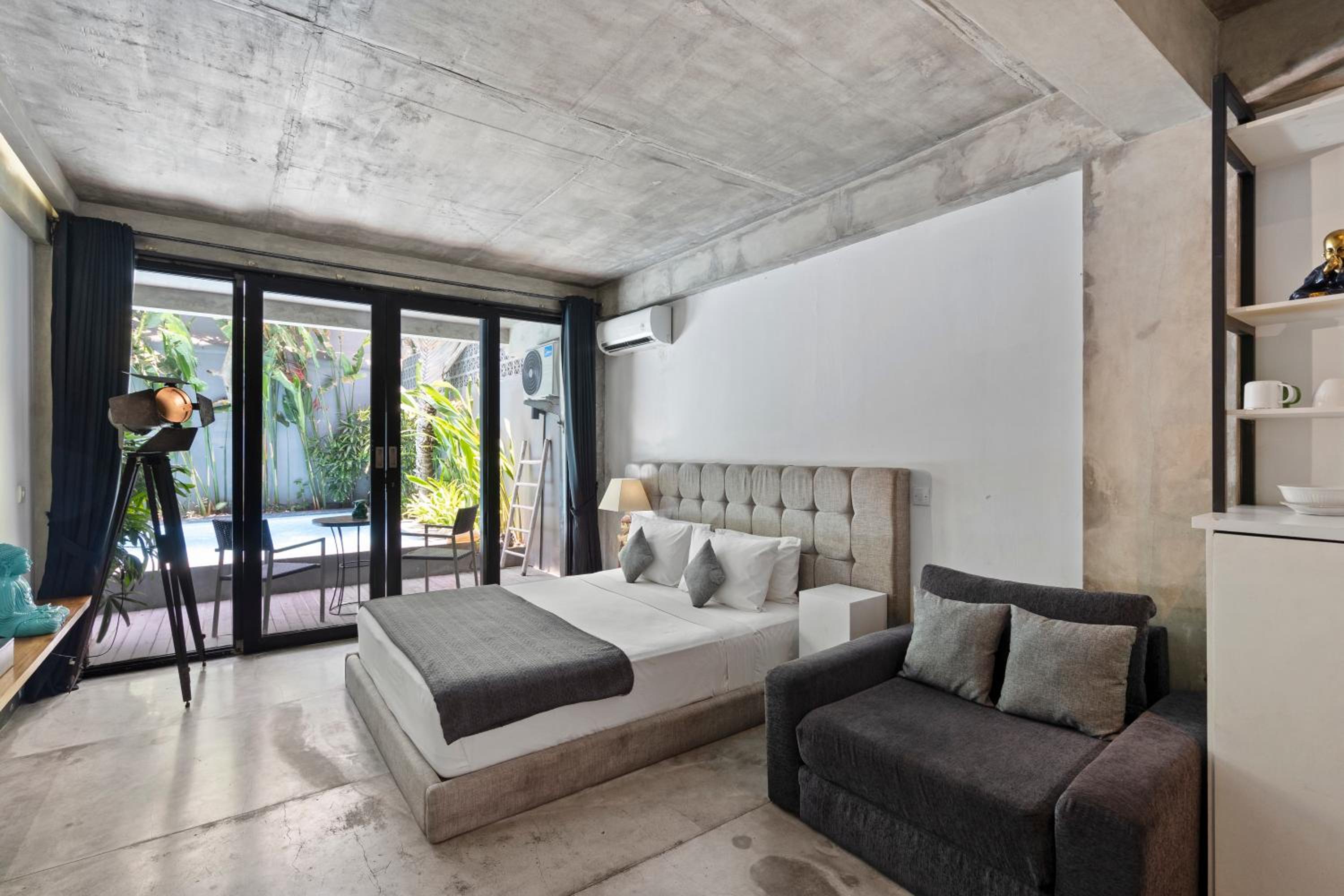 Standard Apartment