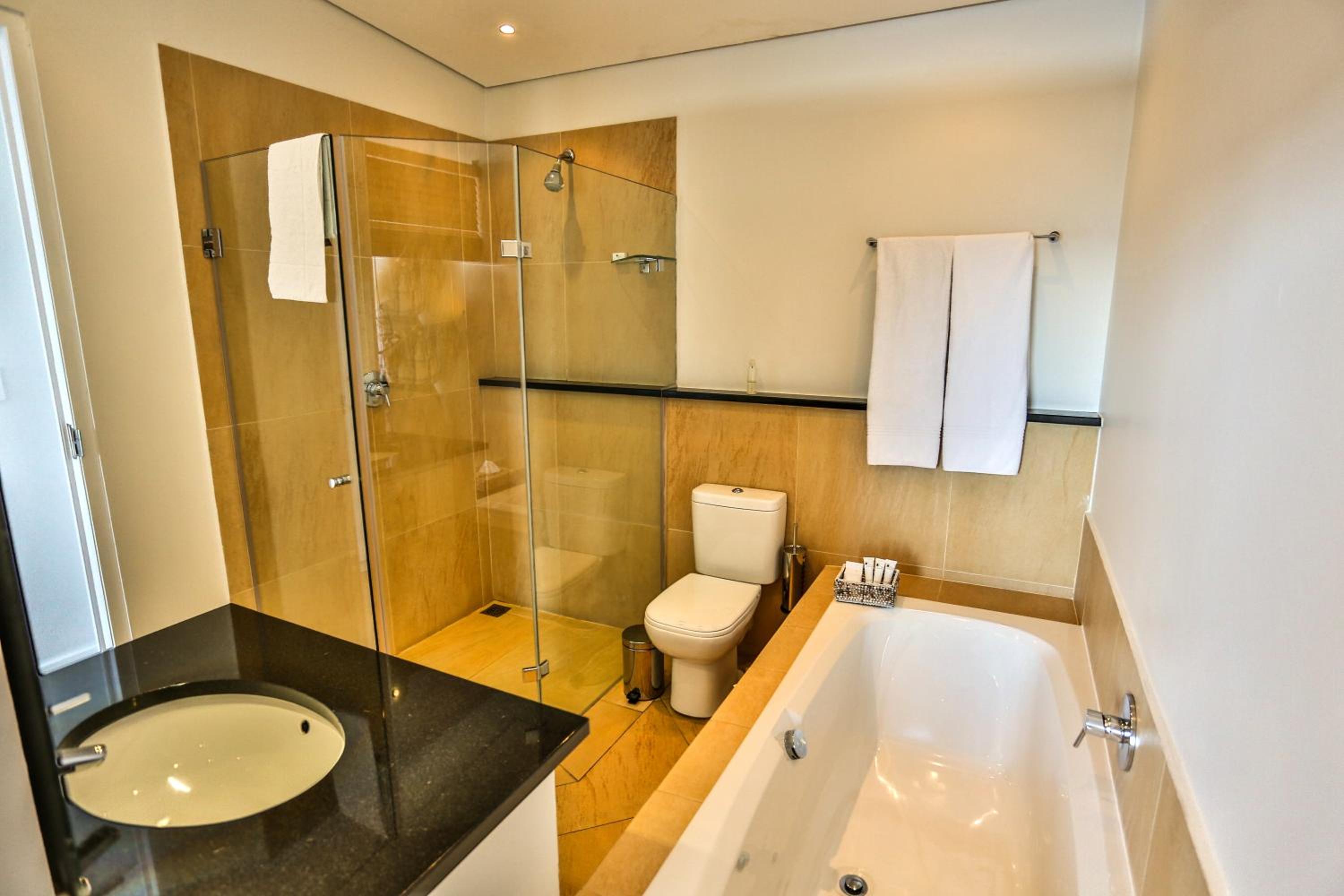 Superior Double or Twin Room with Sea View - Photo 6