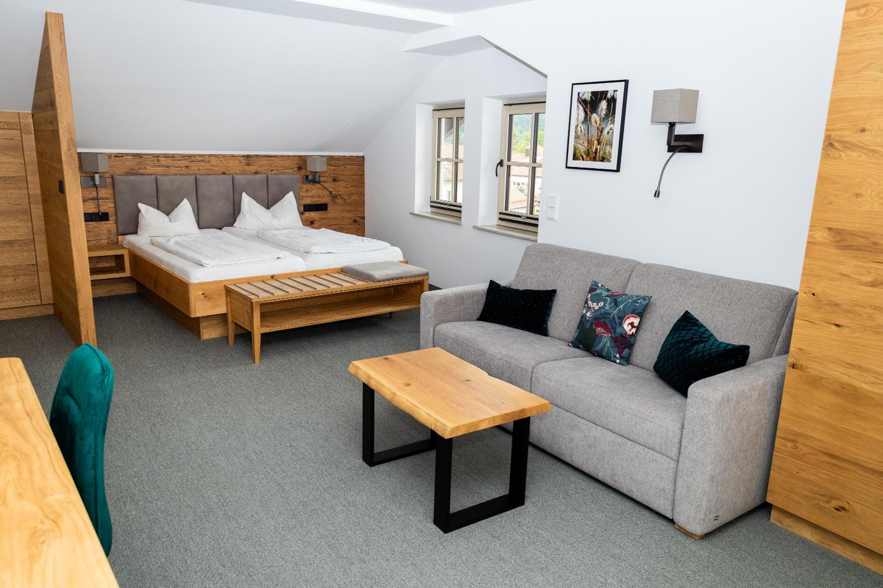 Junior Suite with Balcony - Photo 1
