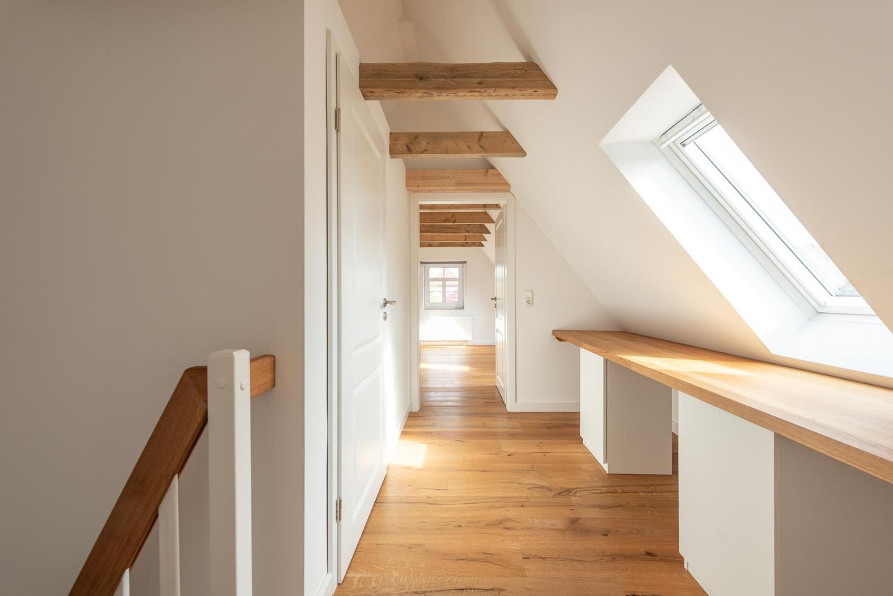 Three-Bedroom House photo 3