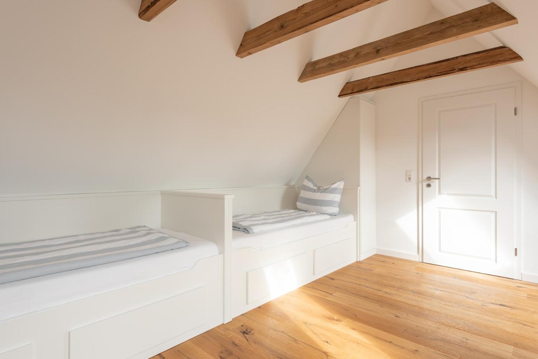 Three-Bedroom House photo 2