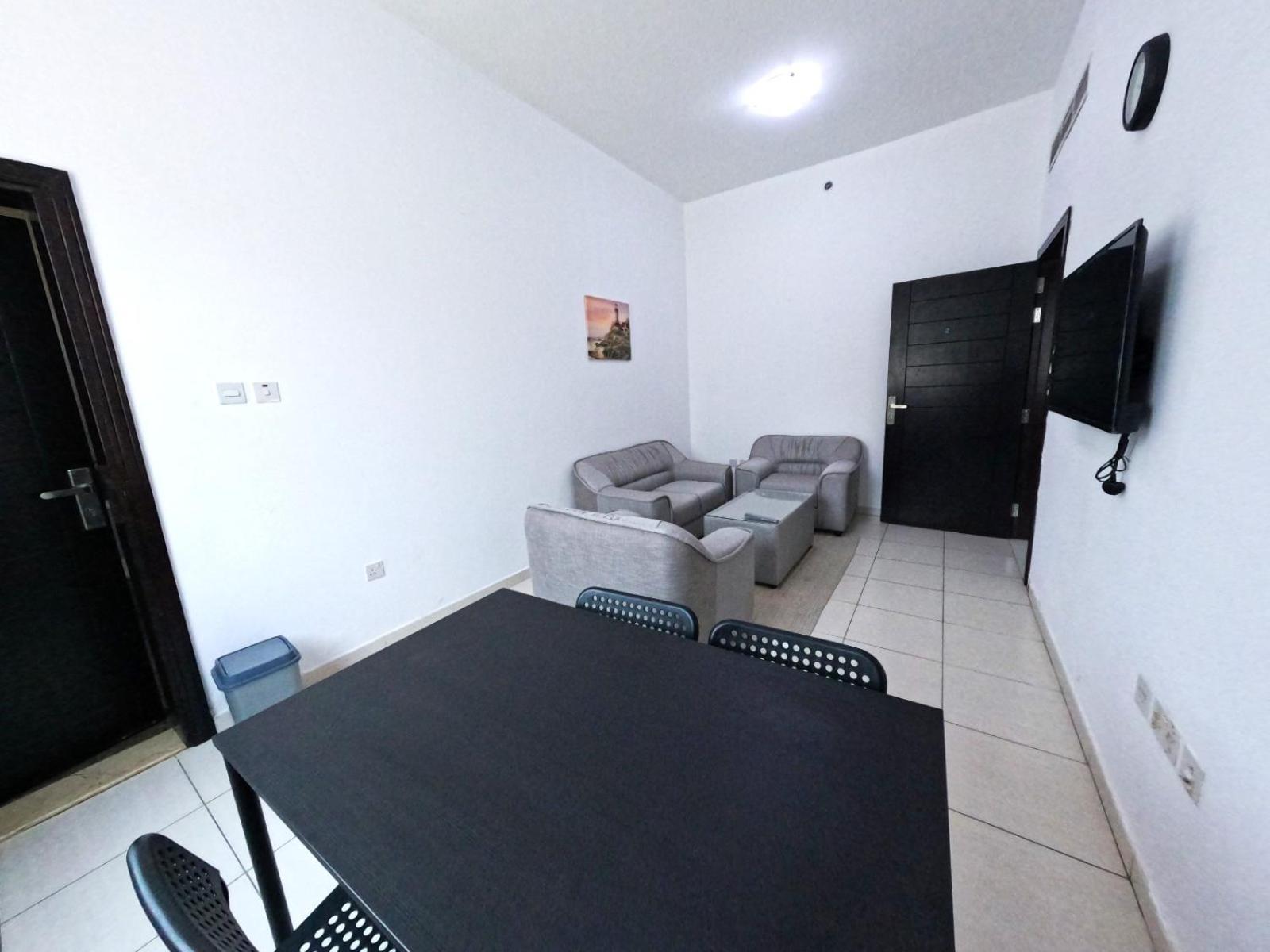 Apartment photo 3