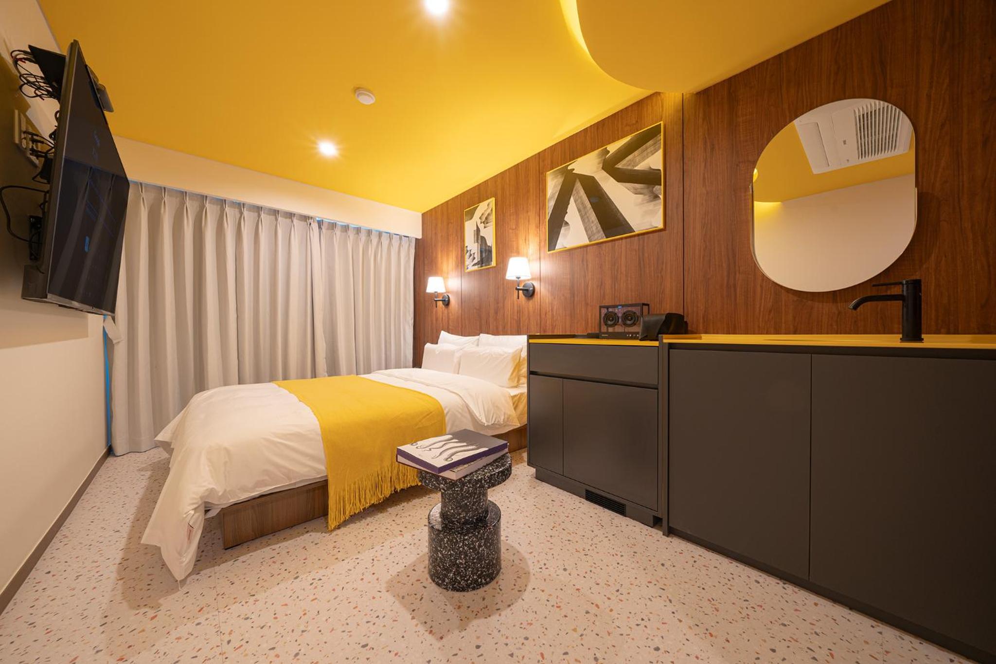 Deluxe Double Room - Photo 1