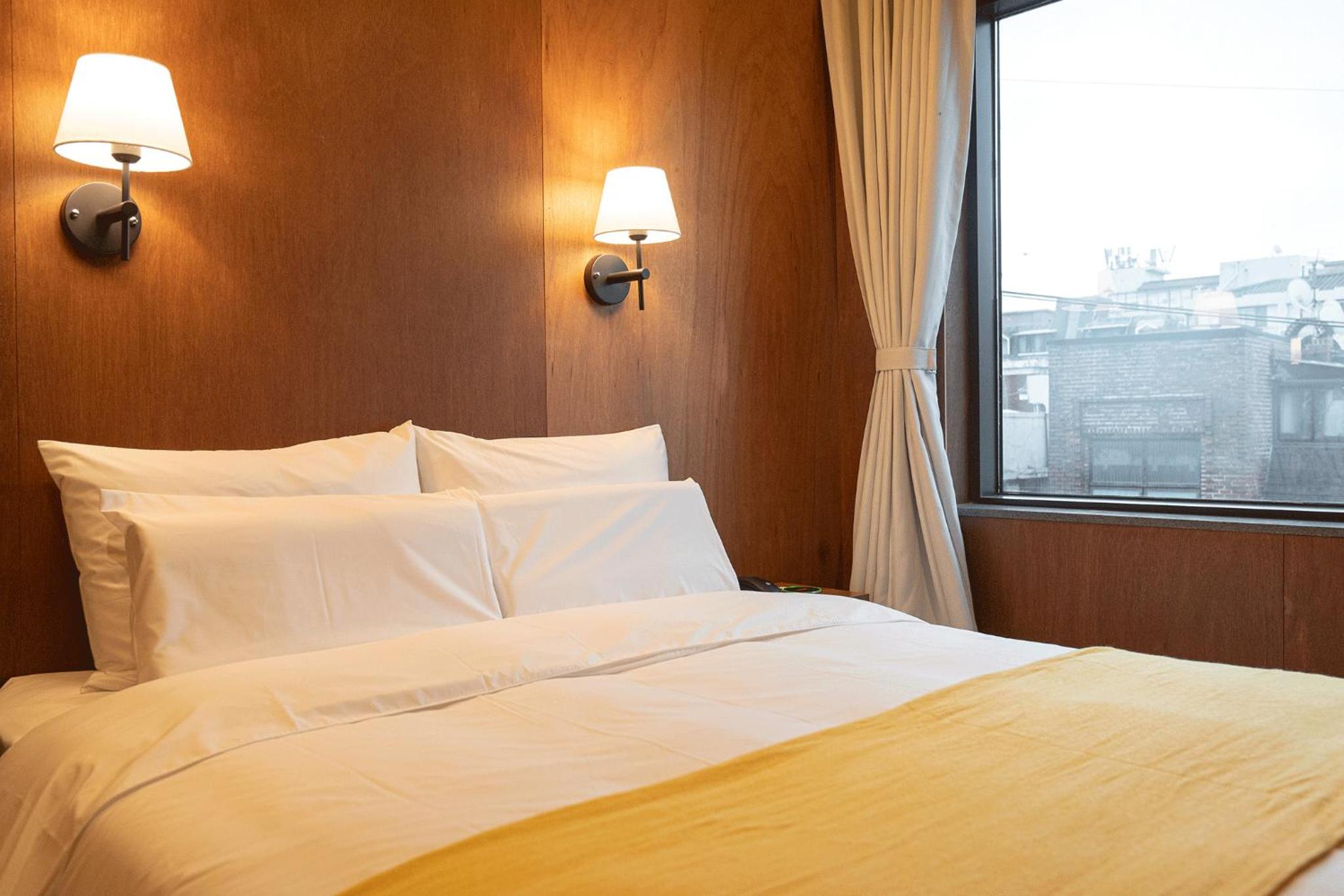 Suite - Photo 2
