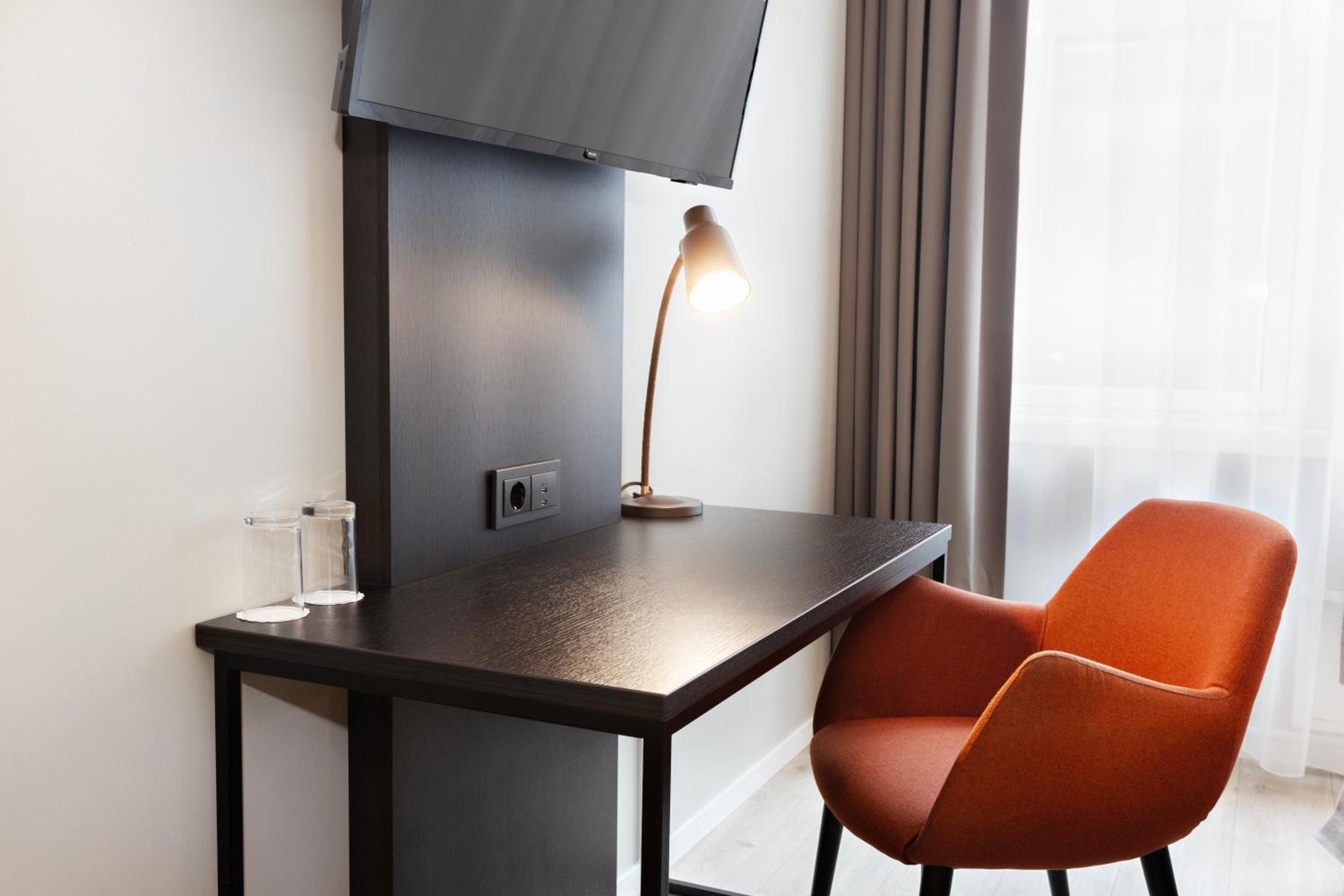 Standard Twin Room - Photo 5