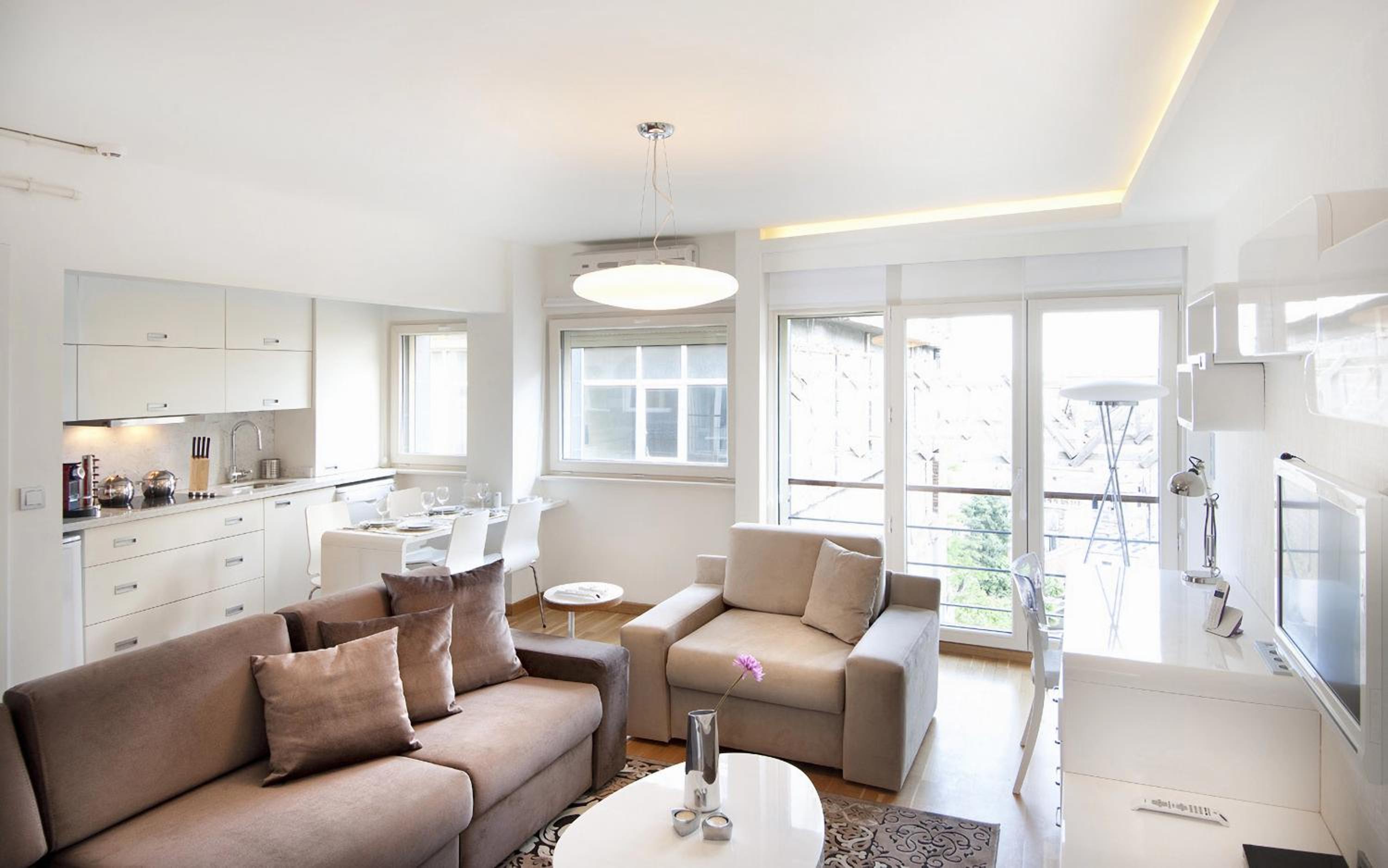 Deluxe Duplex Suite photo 1