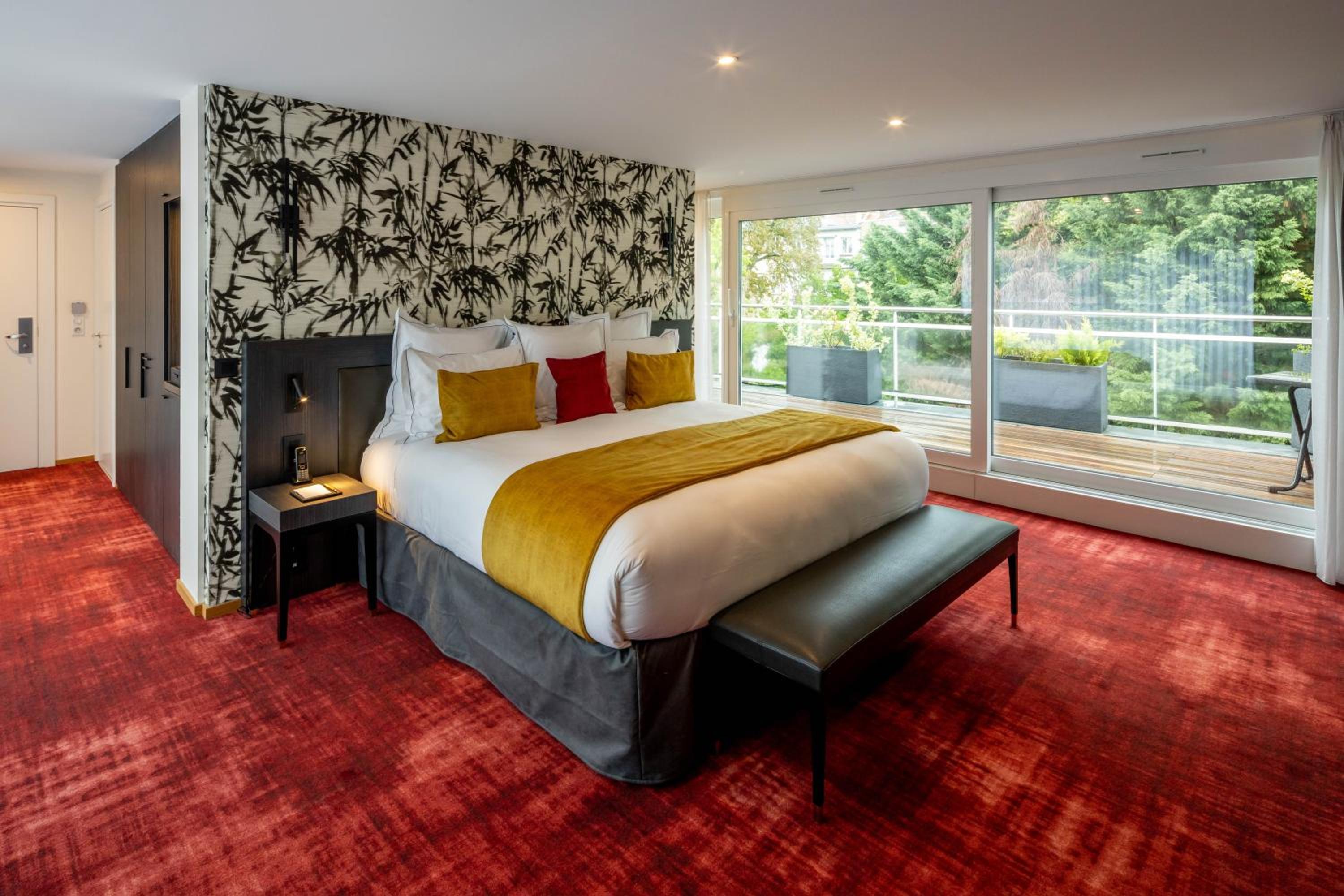 Suite with Spa Bath - Photo 4