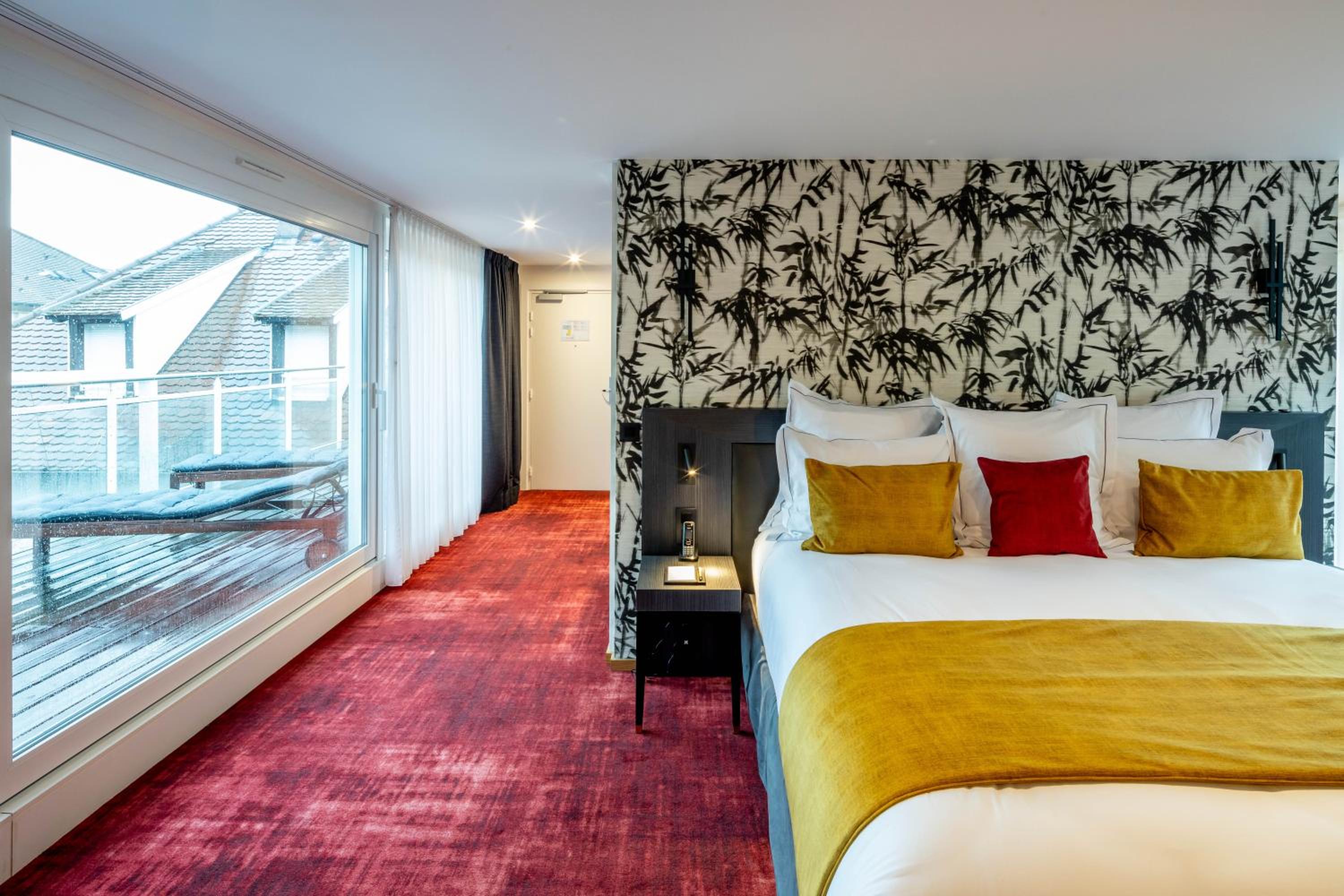 Suite with Spa Bath - Photo 6