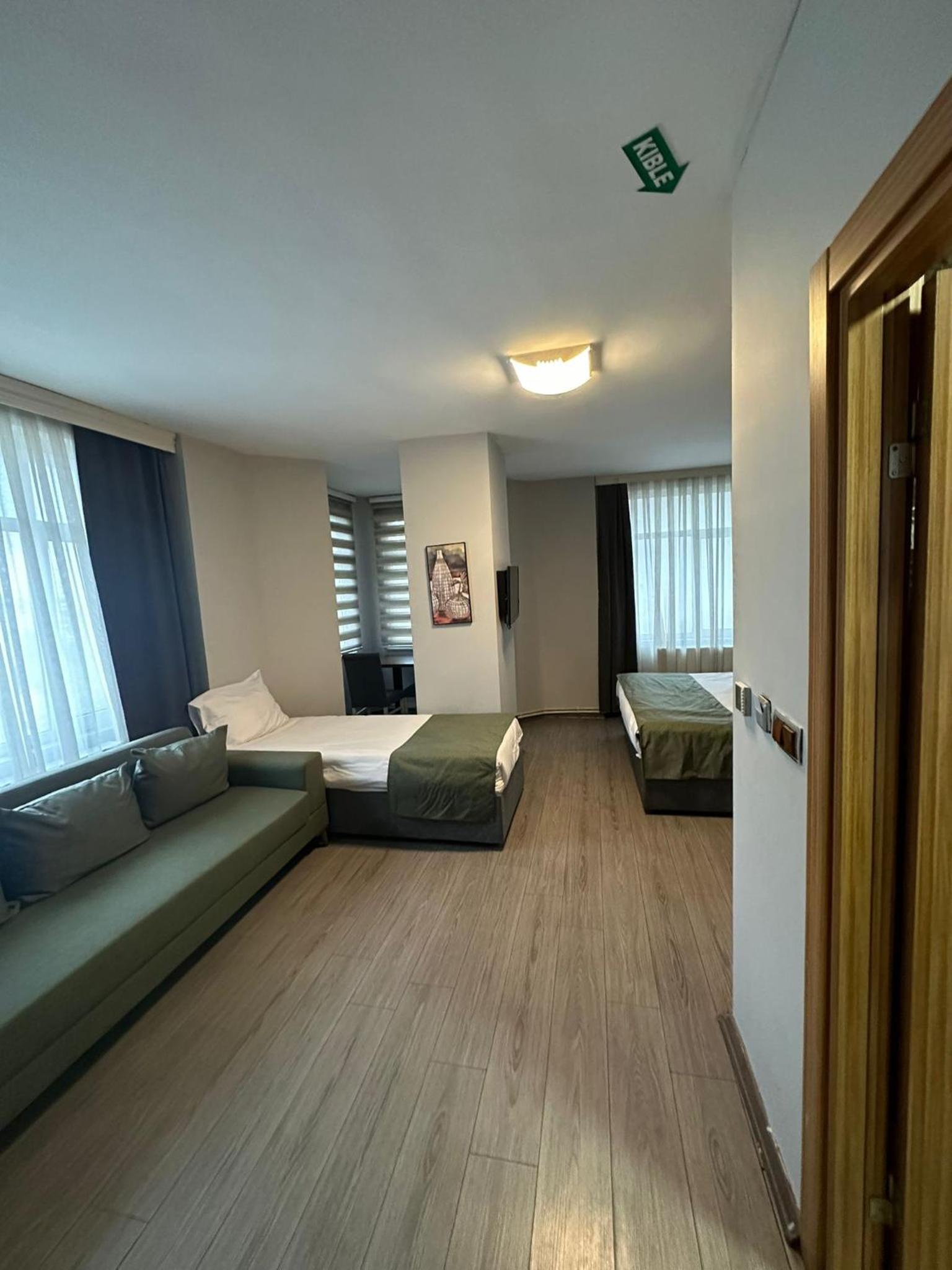 King Suite photo 2