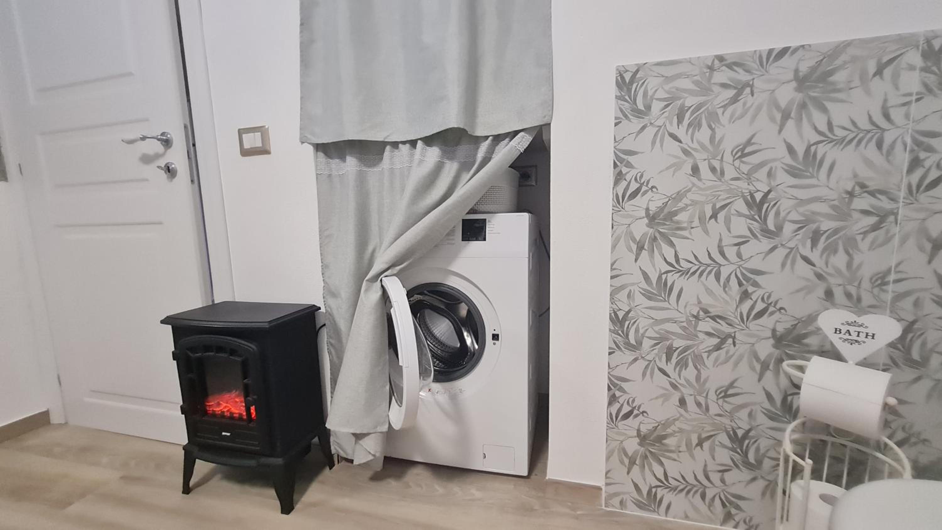 One-Bedroom House photo 2