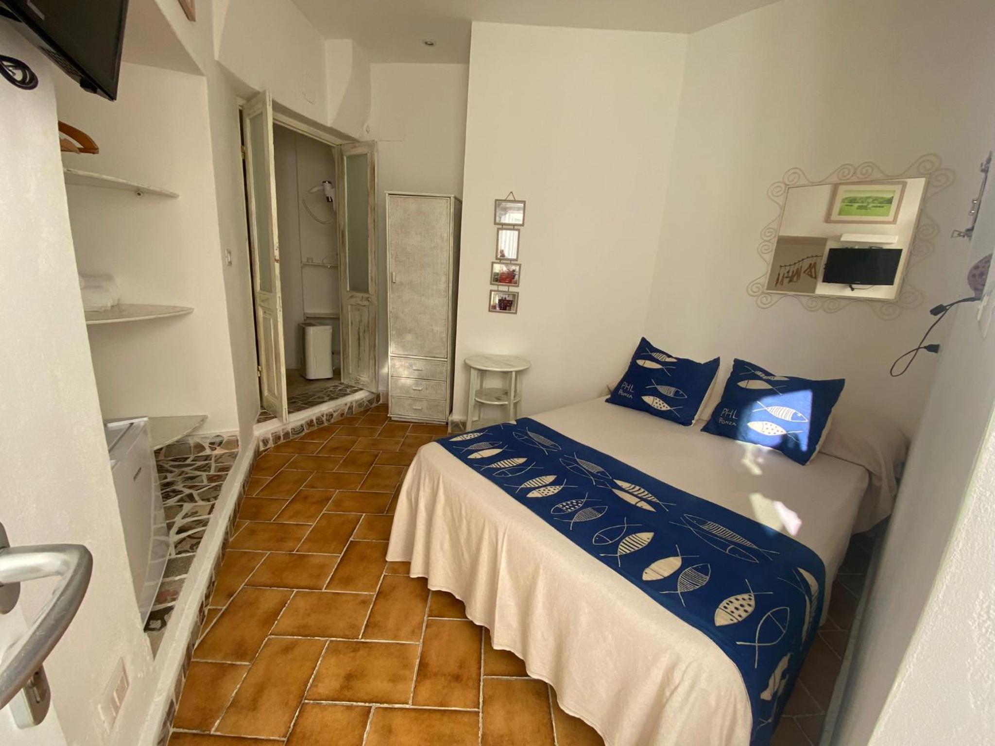 Economy Single Room