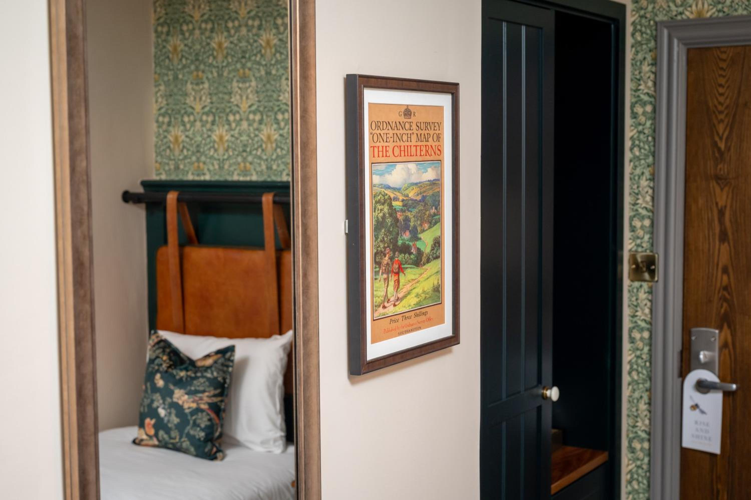 Single Room photo 2