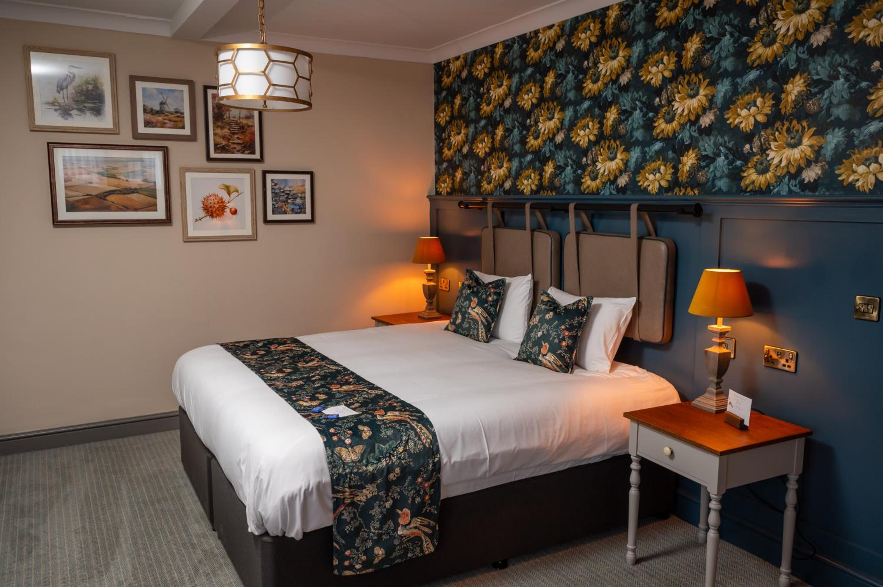 Family Room photo 1