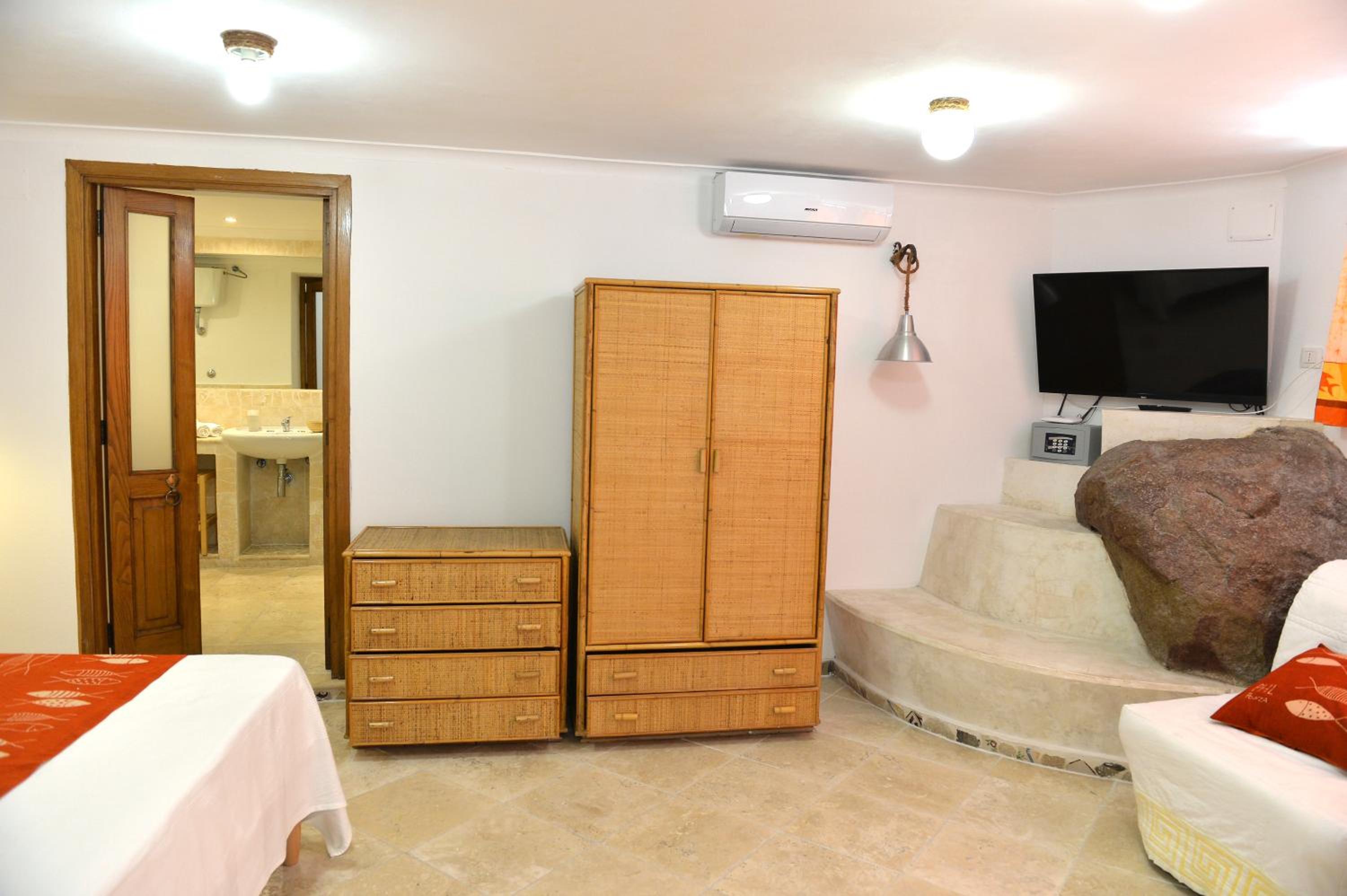 Economy Quadruple Room