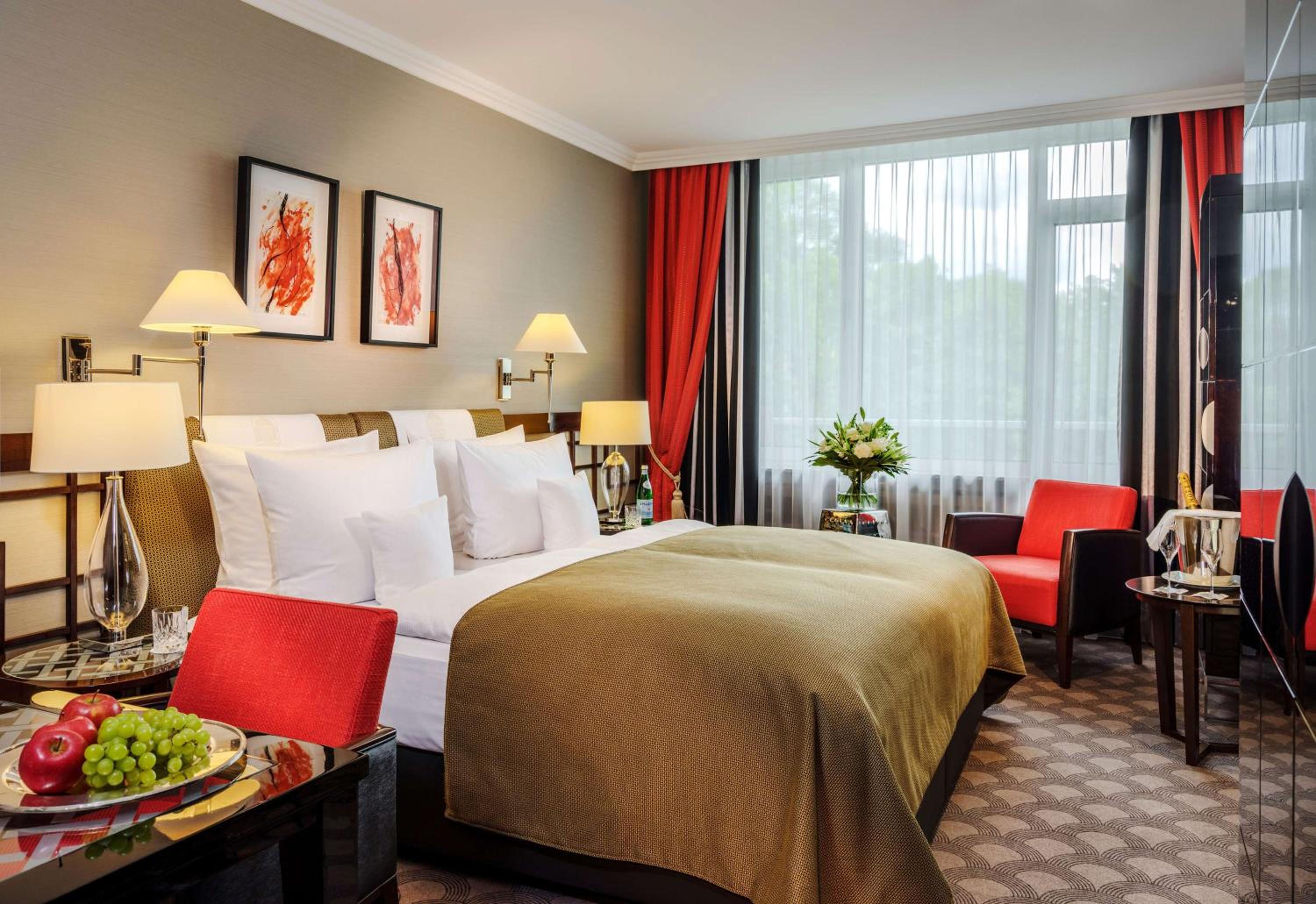 Executive Room - Photo 2