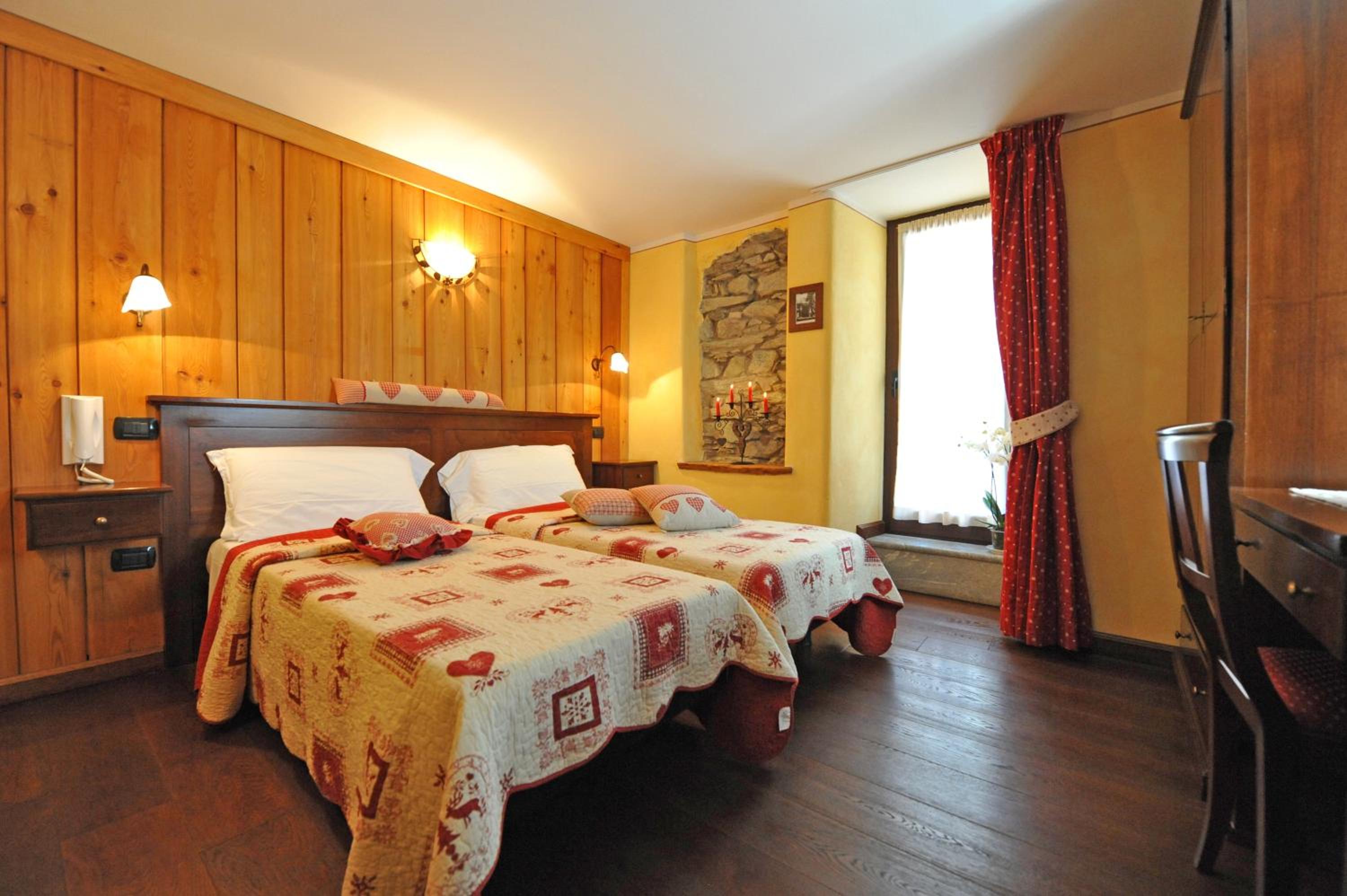 Double or Twin Room photo 2