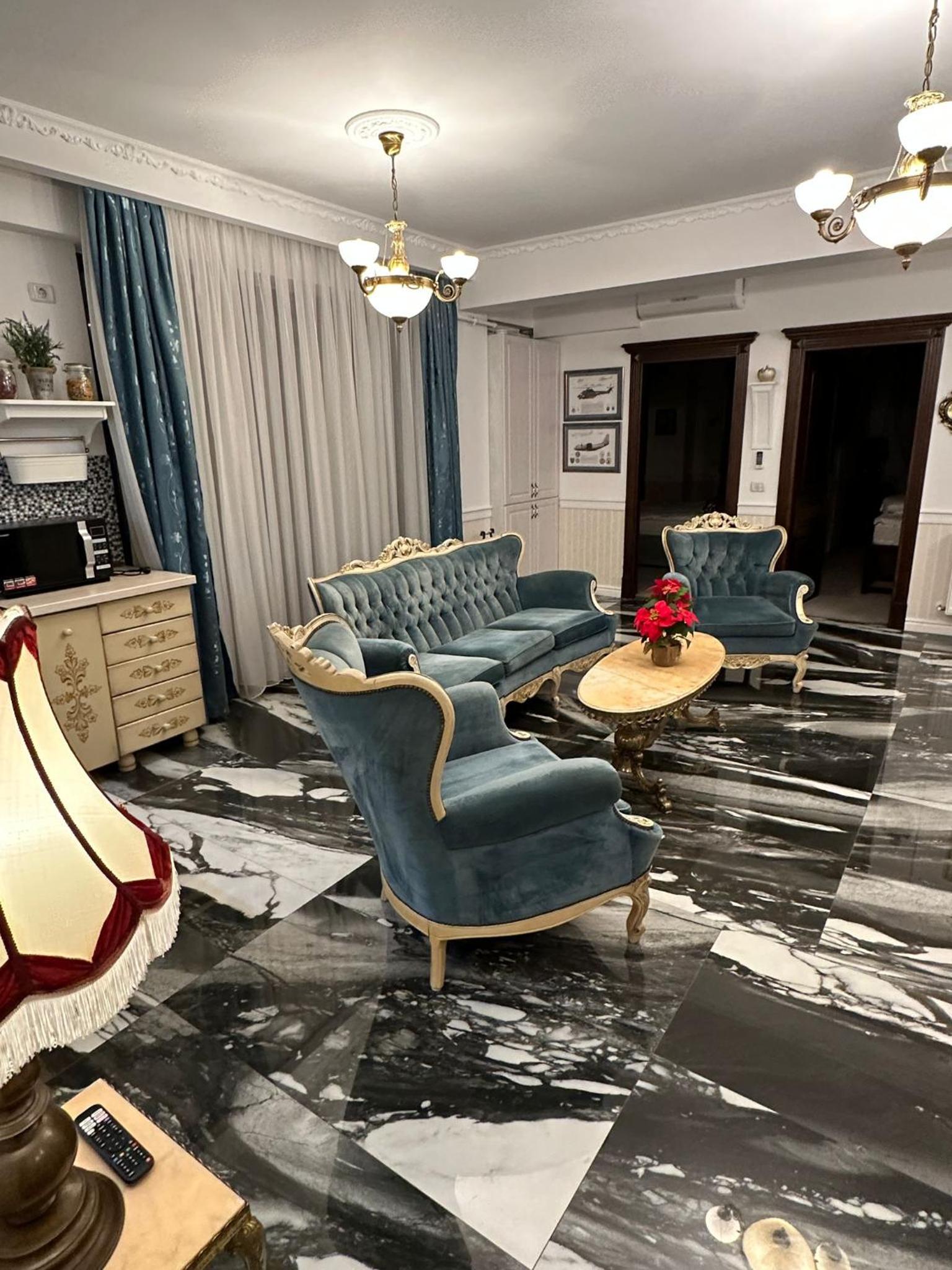 Two-Bedroom Apartment - Photo 32