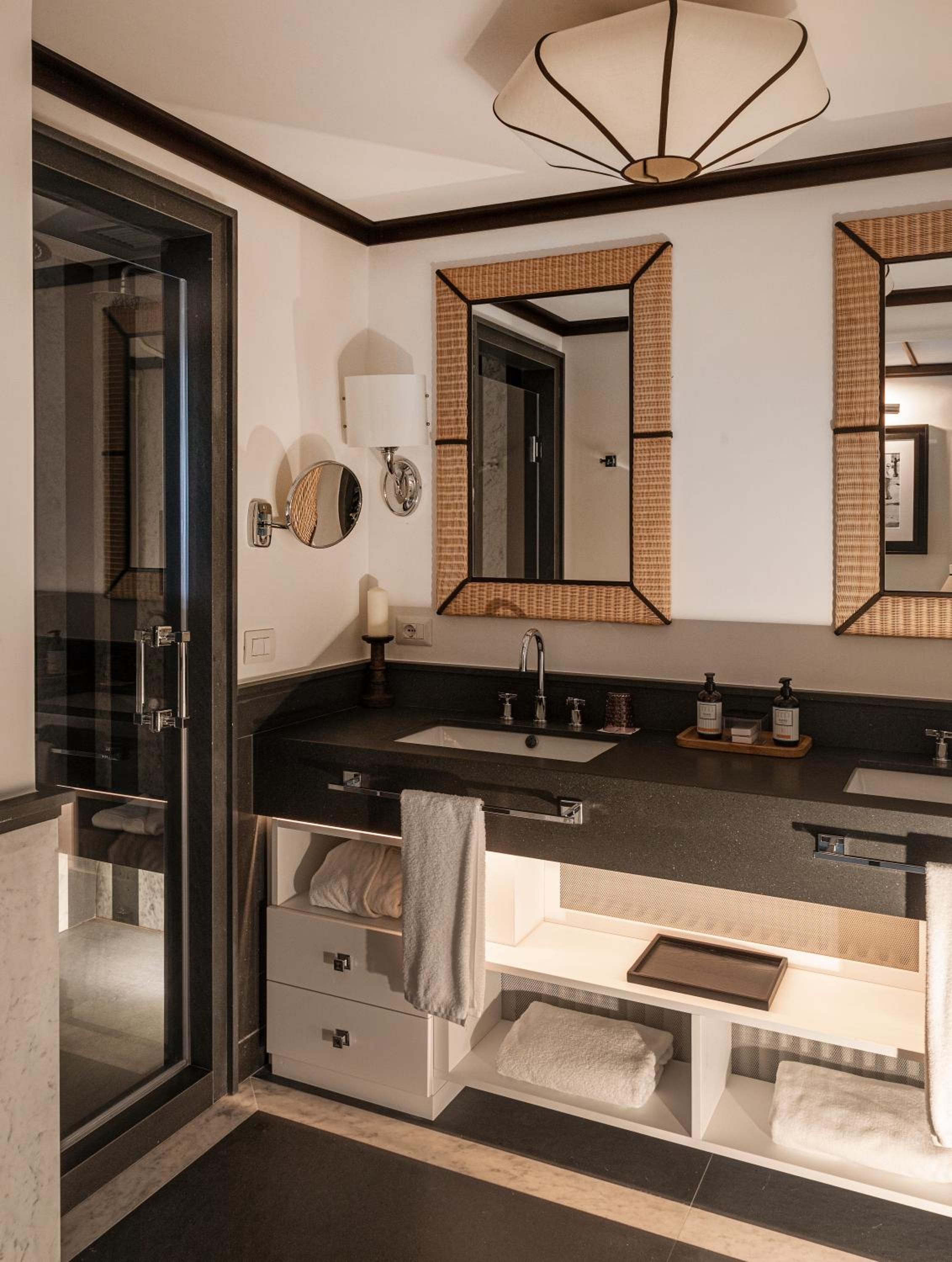 Junior Suite with Terrace - Photo 2