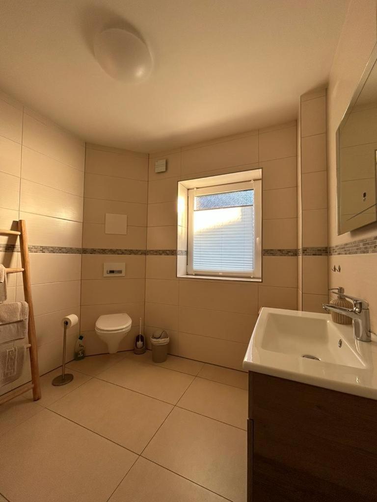 One-Bedroom Apartment - Photo 12