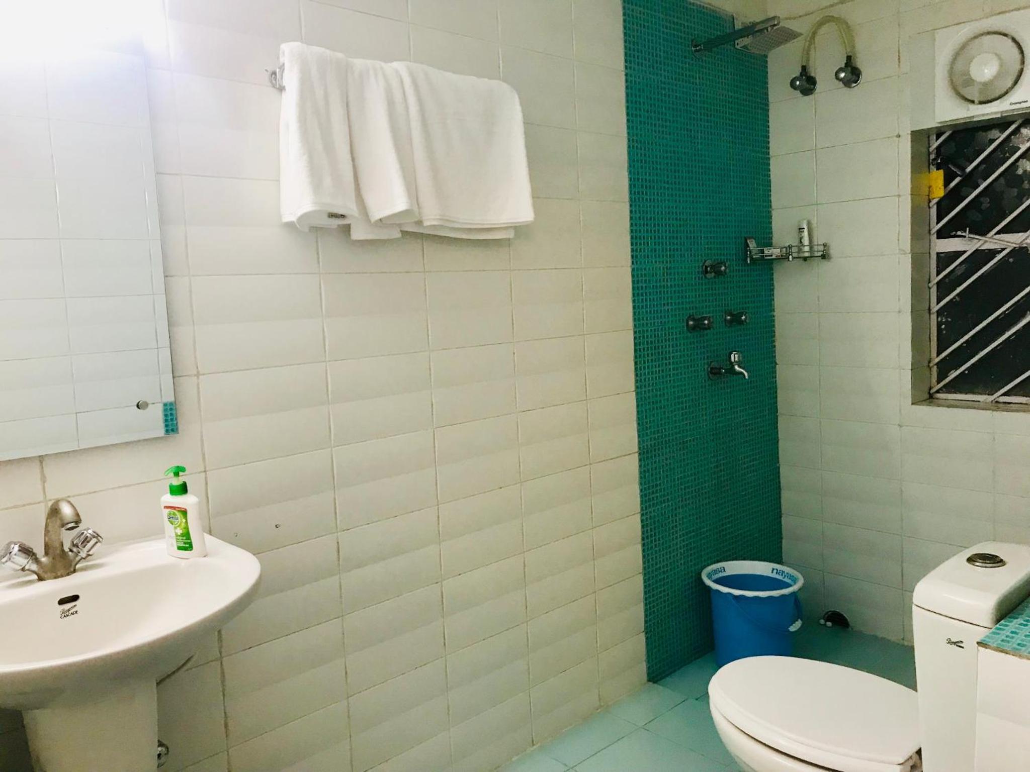 Premier One-Bedroom Apartment